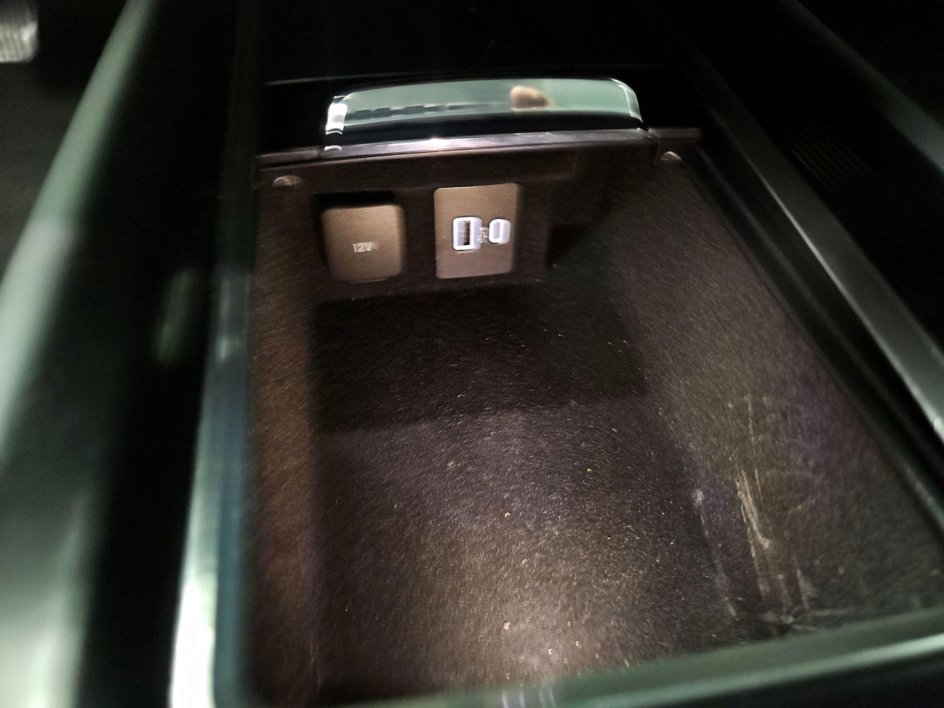 Thumbnail: 2020 Lincoln Corsair - 18