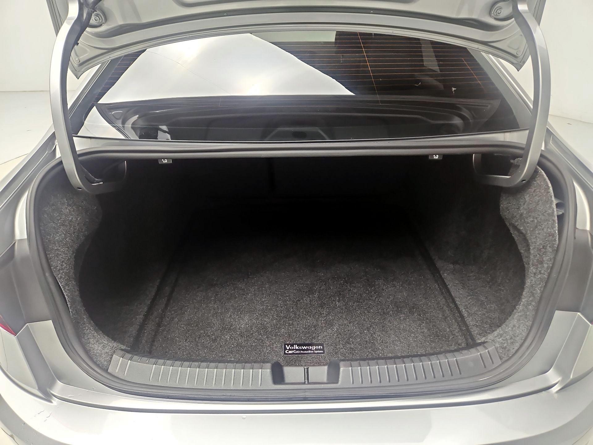 Thumbnail: 2021 Volkswagen Jetta - 20