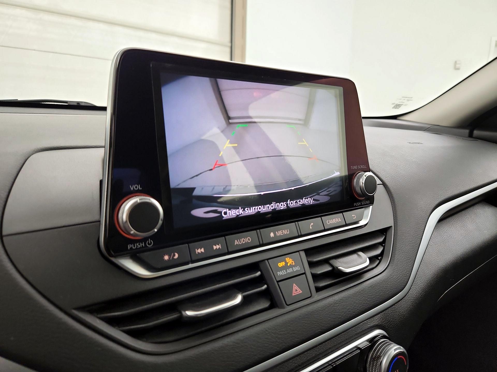 Thumbnail: 2022 Nissan Altima - 14