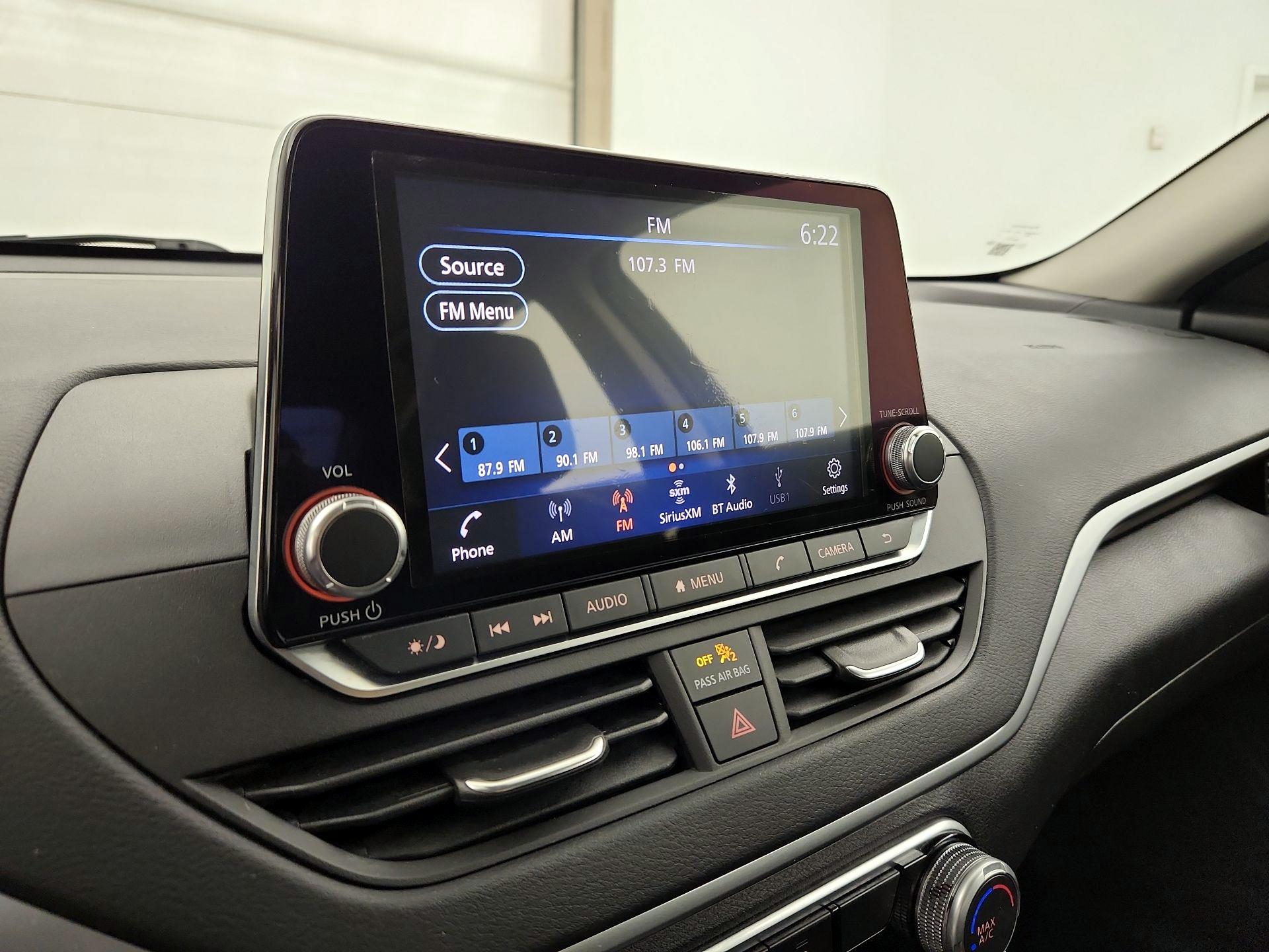 Thumbnail: 2022 Nissan Altima - 15