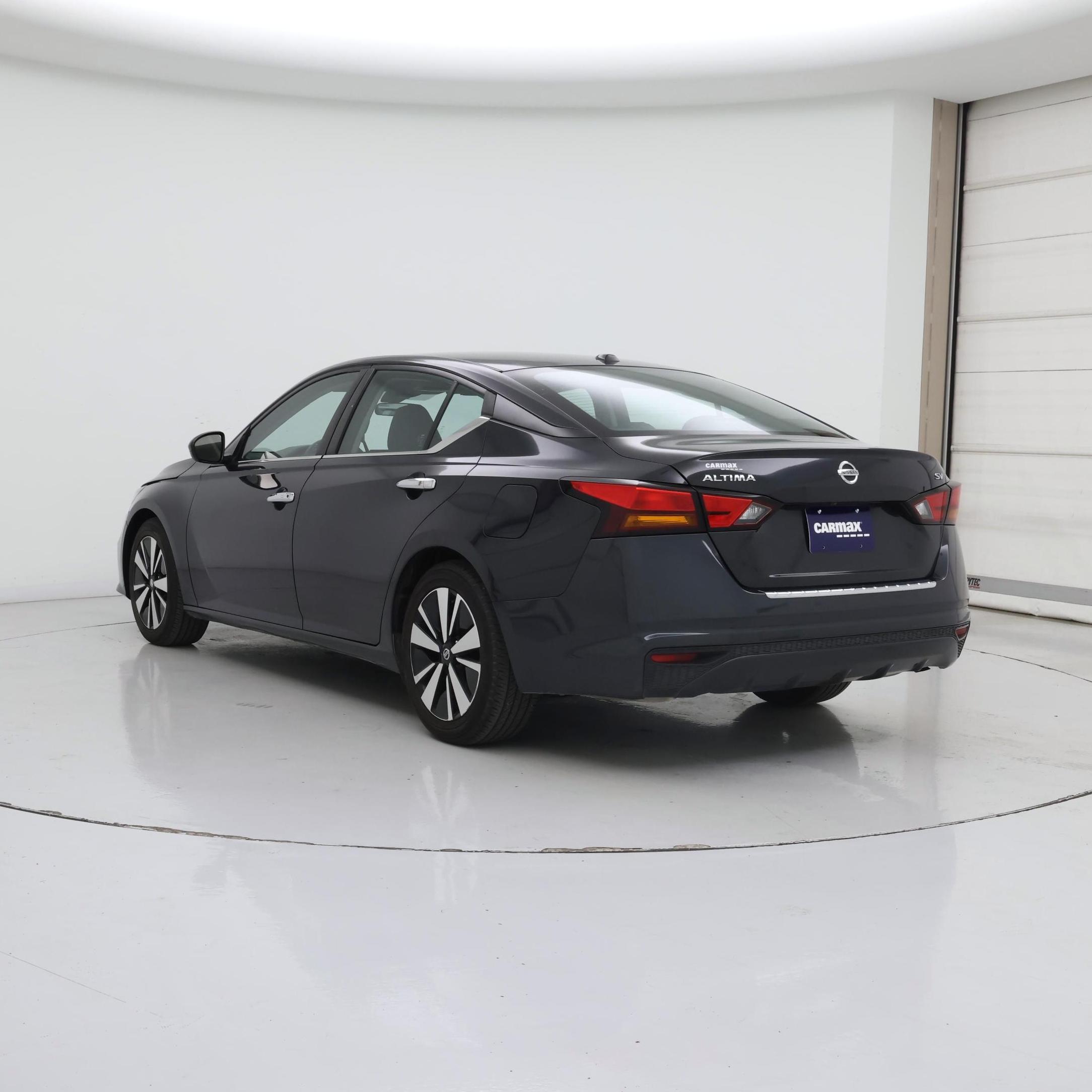 Thumbnail: 2022 Nissan Altima - 2