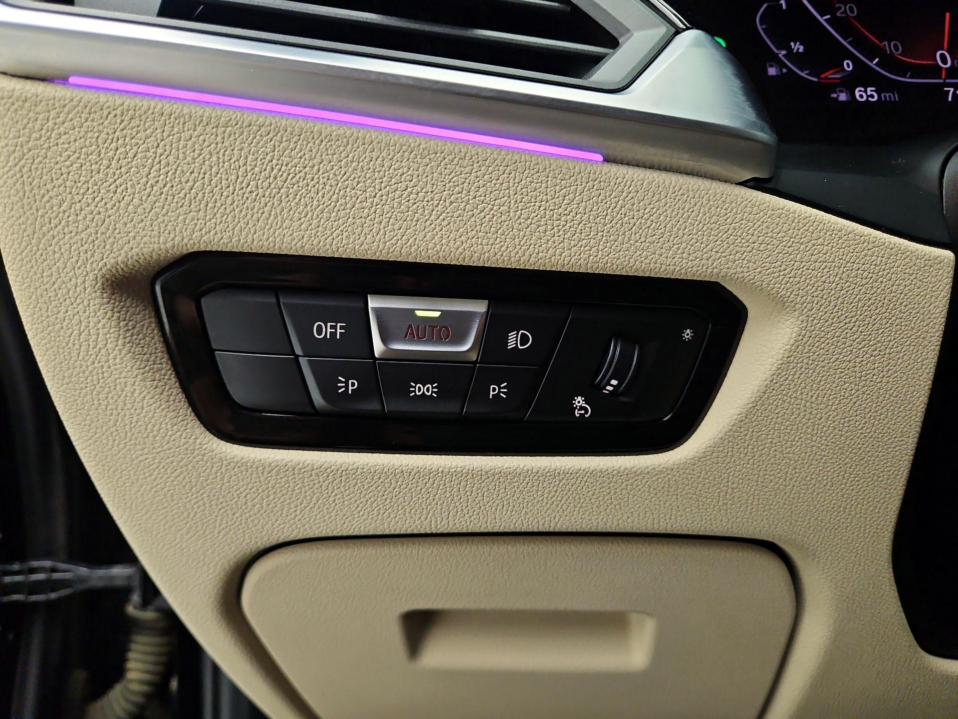 Thumbnail: 2020 BMW 3 Series - 13