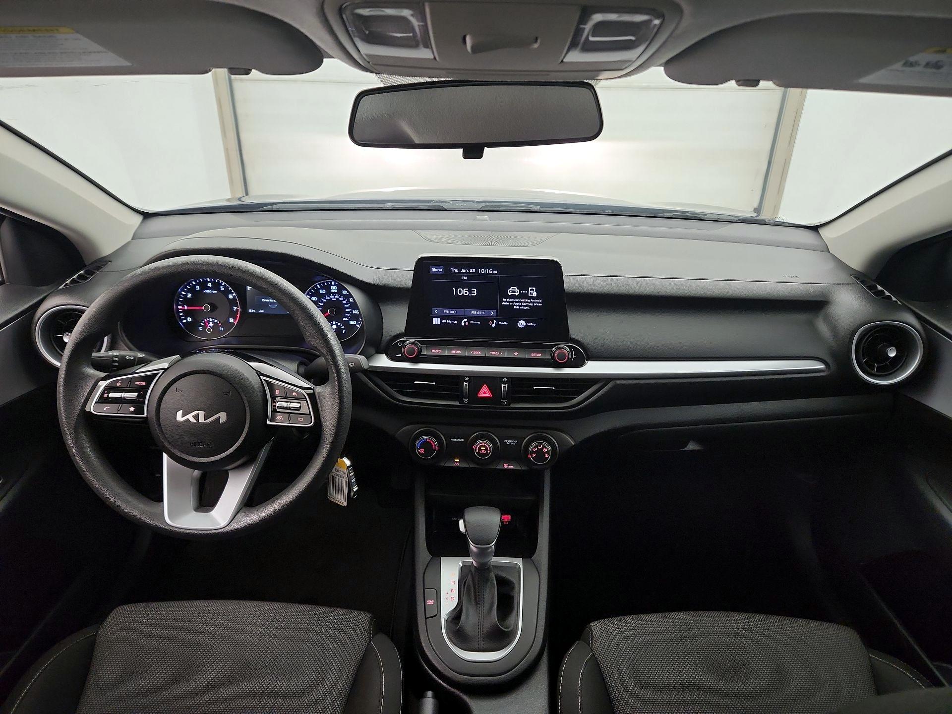 Thumbnail: 2024 Kia Forte - 9