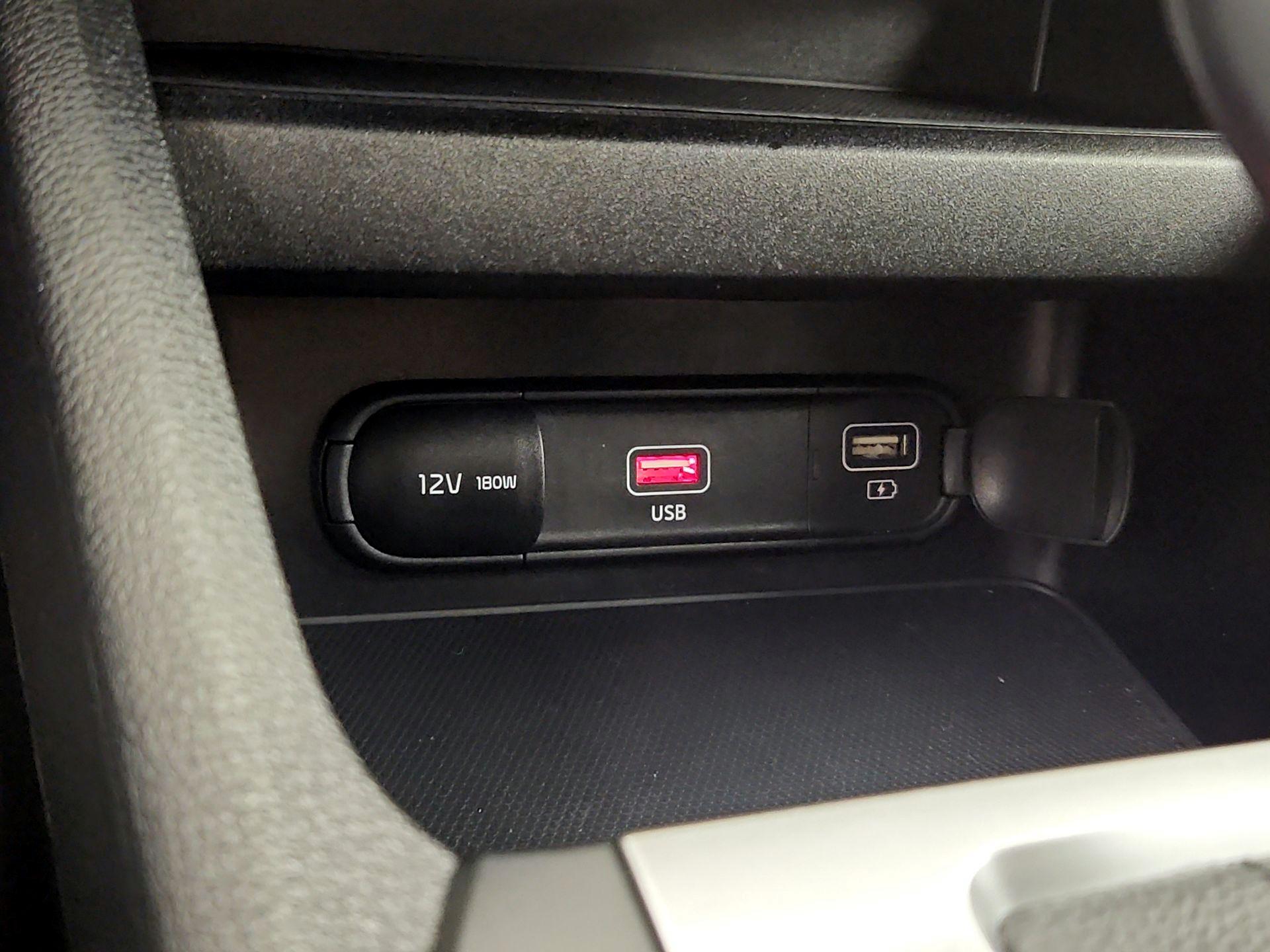 Thumbnail: 2024 Kia Forte - 18