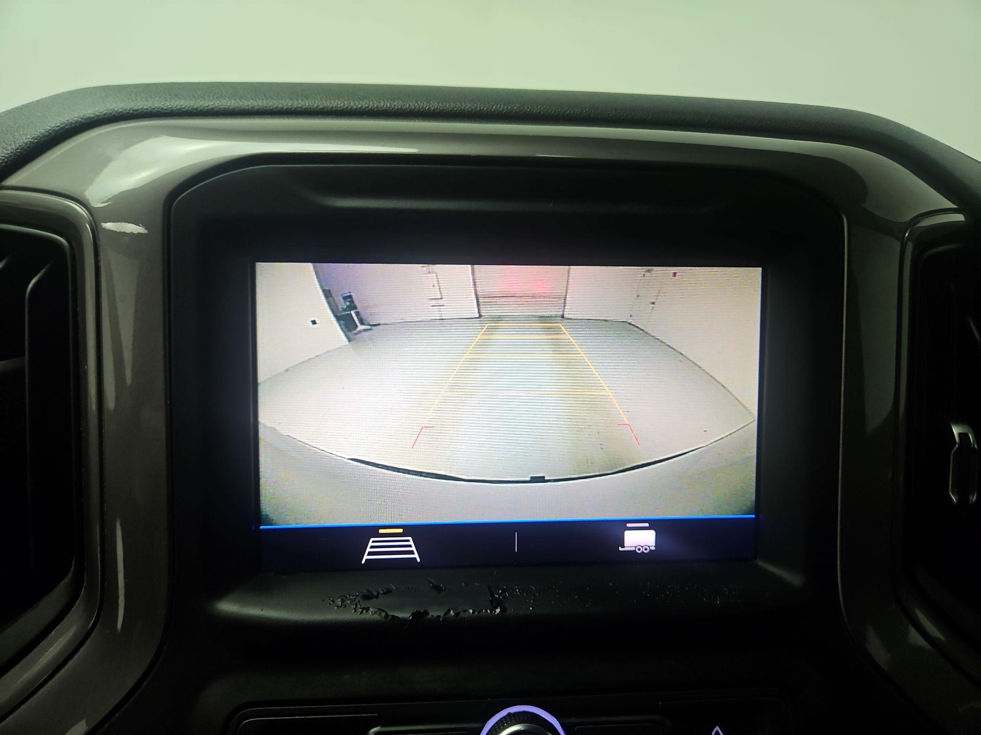 Thumbnail: 2021 Chevrolet Silverado 1500 - 14