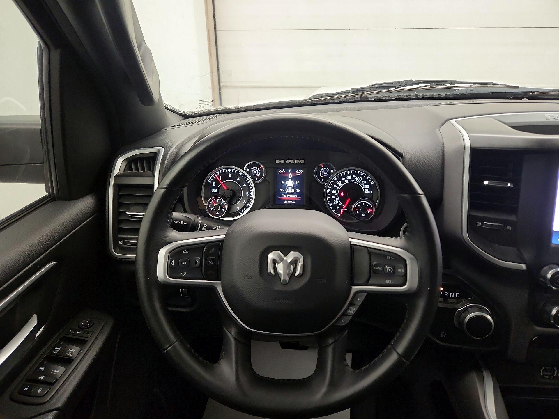 Thumbnail: 2023 RAM 1500 - 10