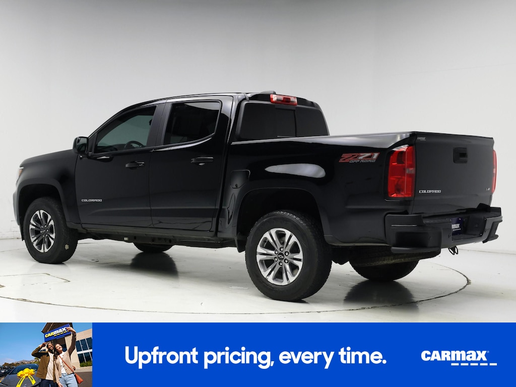 View vehicle photo 2