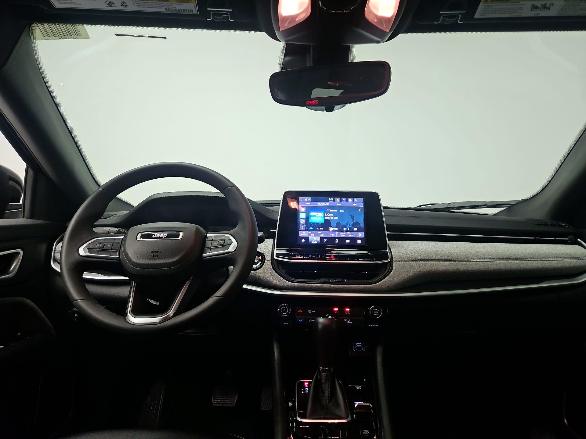 Thumbnail: 2025 Jeep Compass - 9