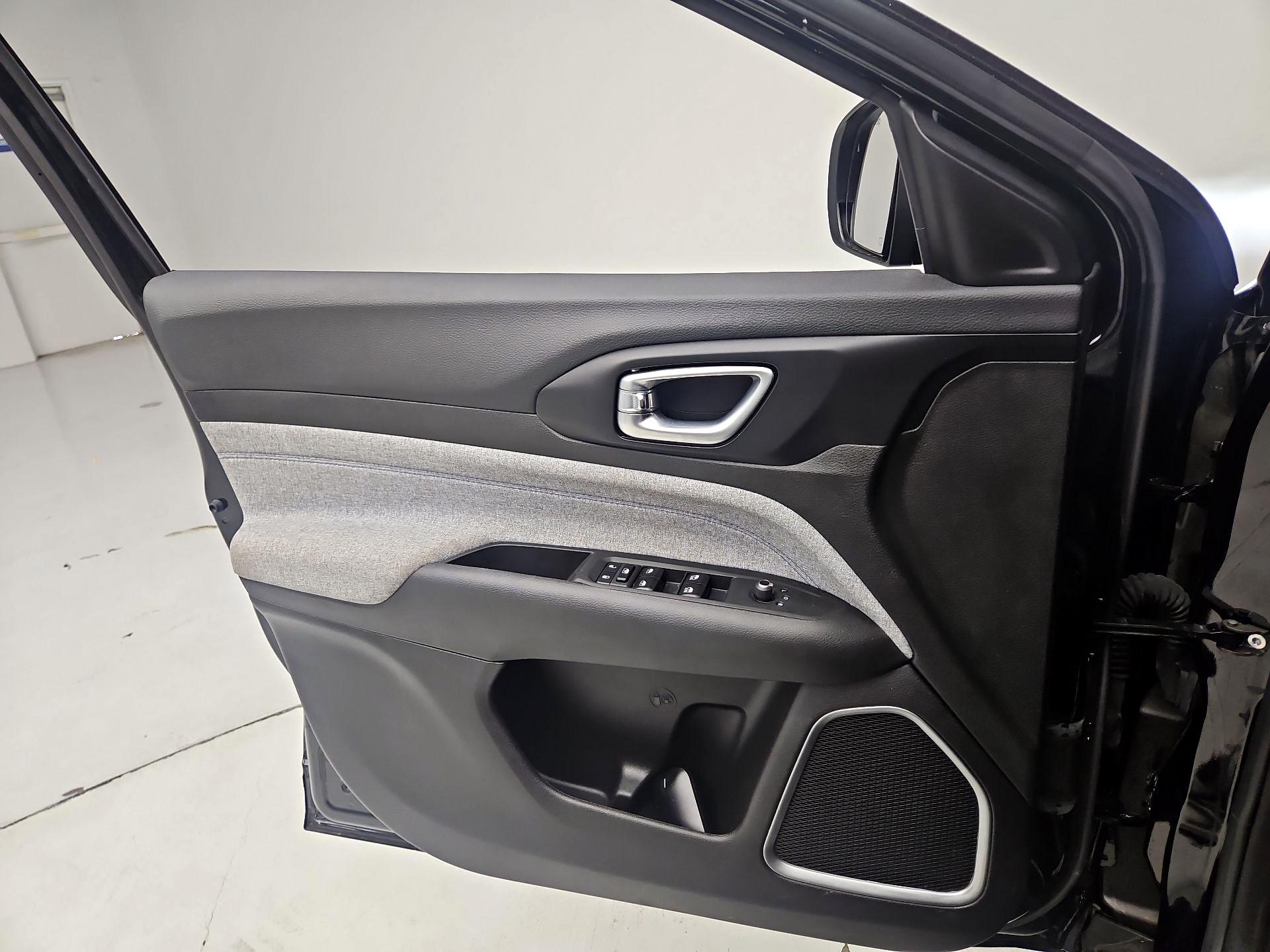 Thumbnail: 2025 Jeep Compass - 12