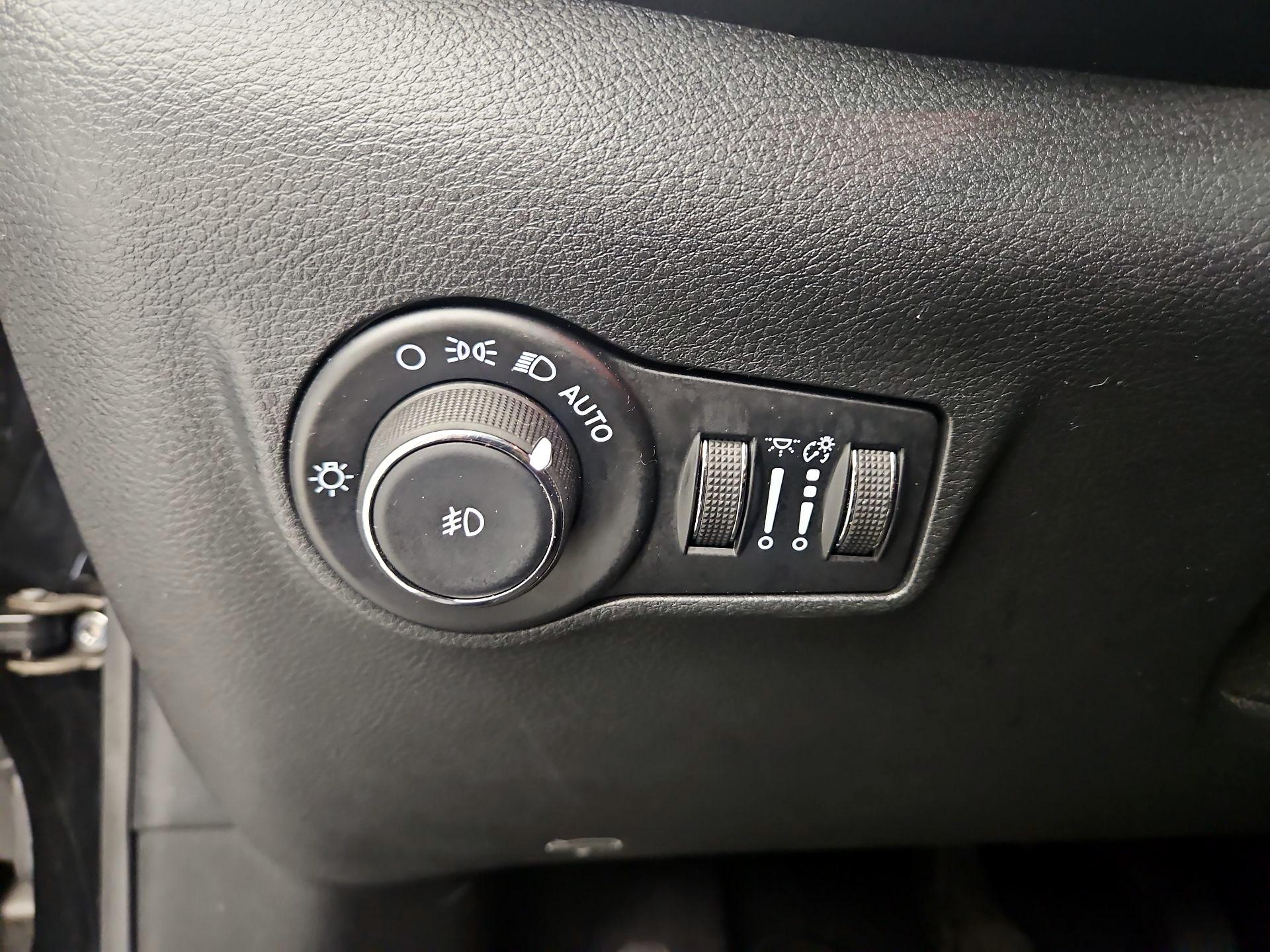 Thumbnail: 2025 Jeep Compass - 13