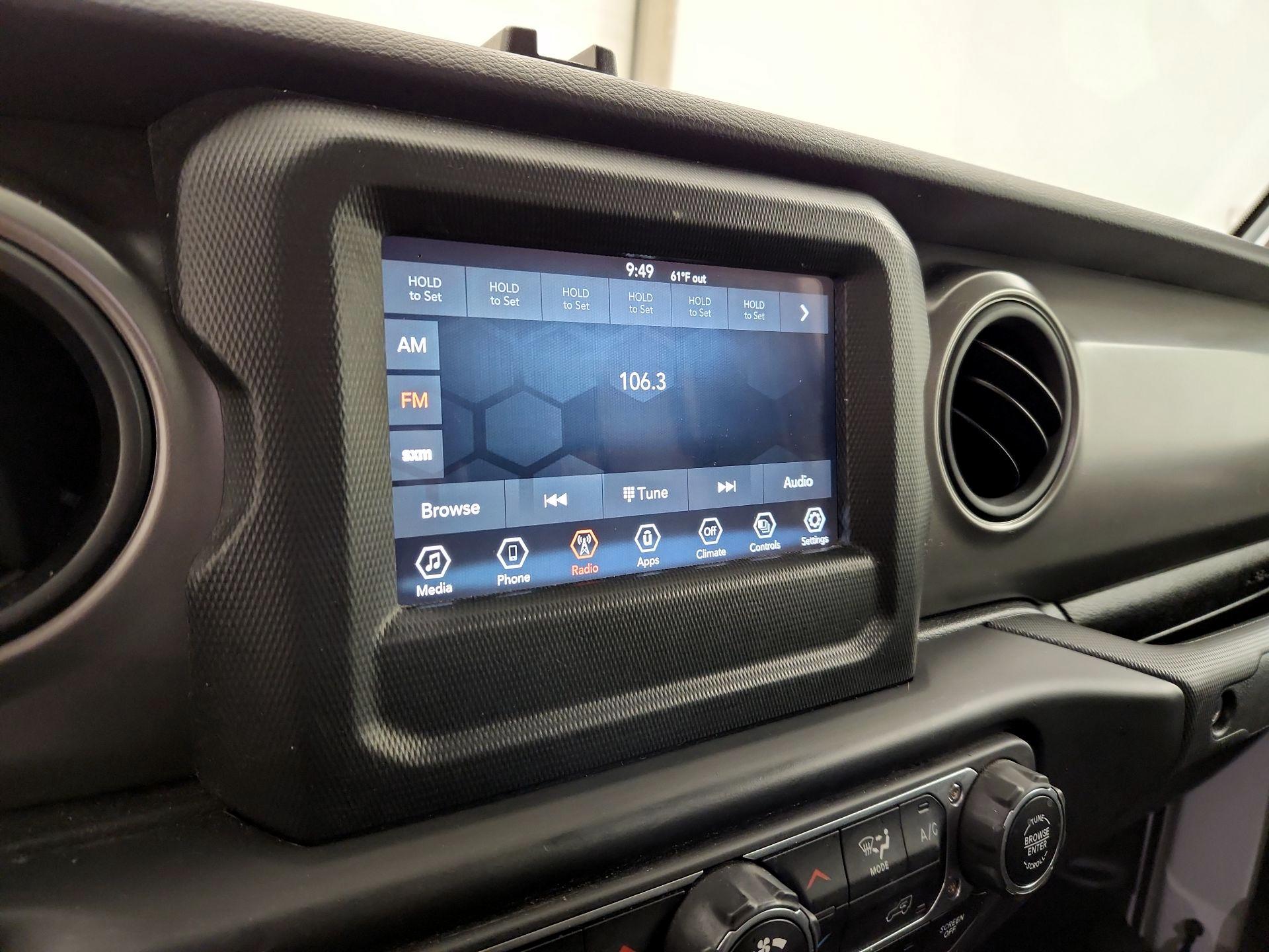 Thumbnail: 2022 Jeep Gladiator - 15