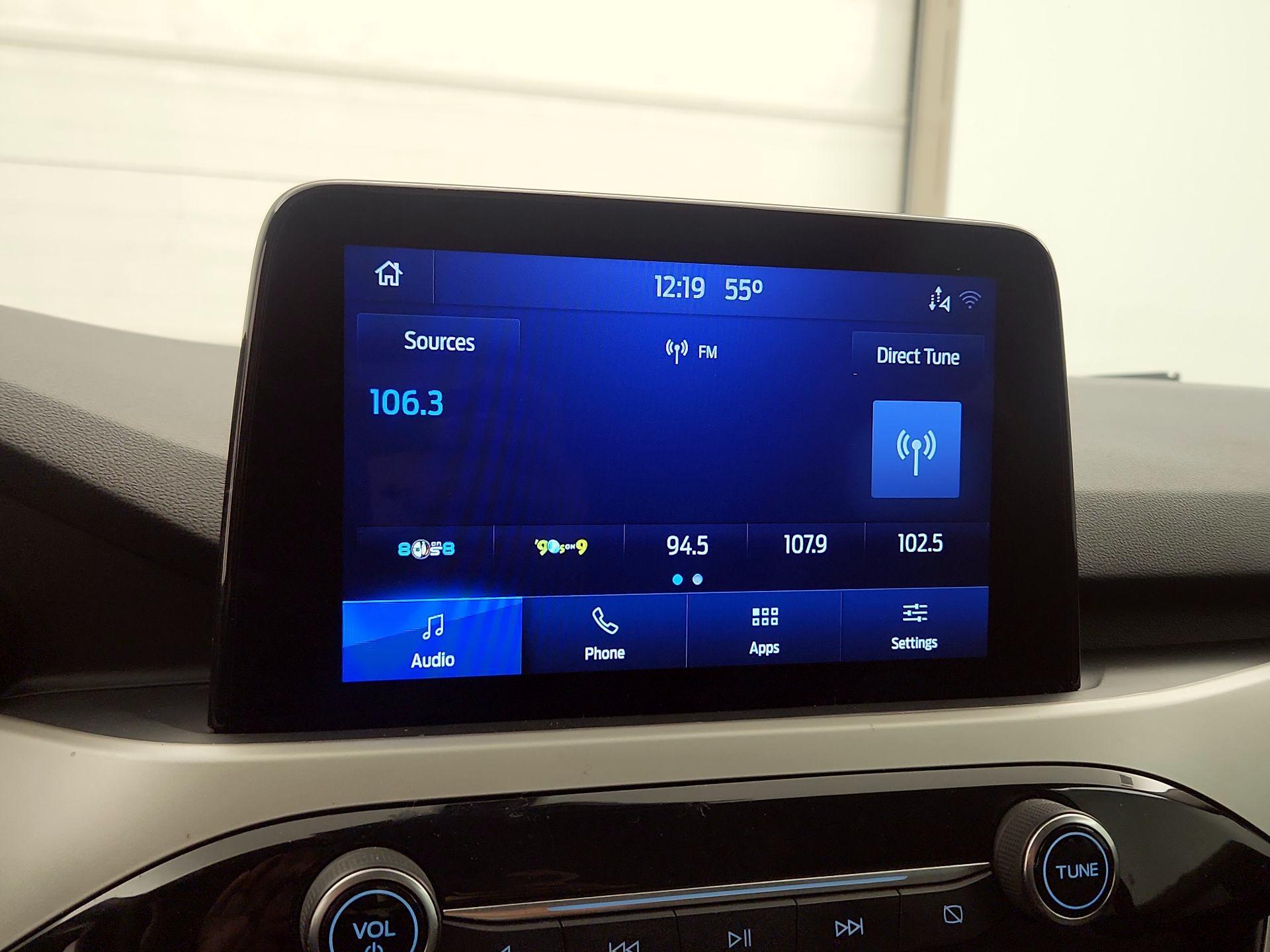 Thumbnail: 2022 Ford Escape - 15