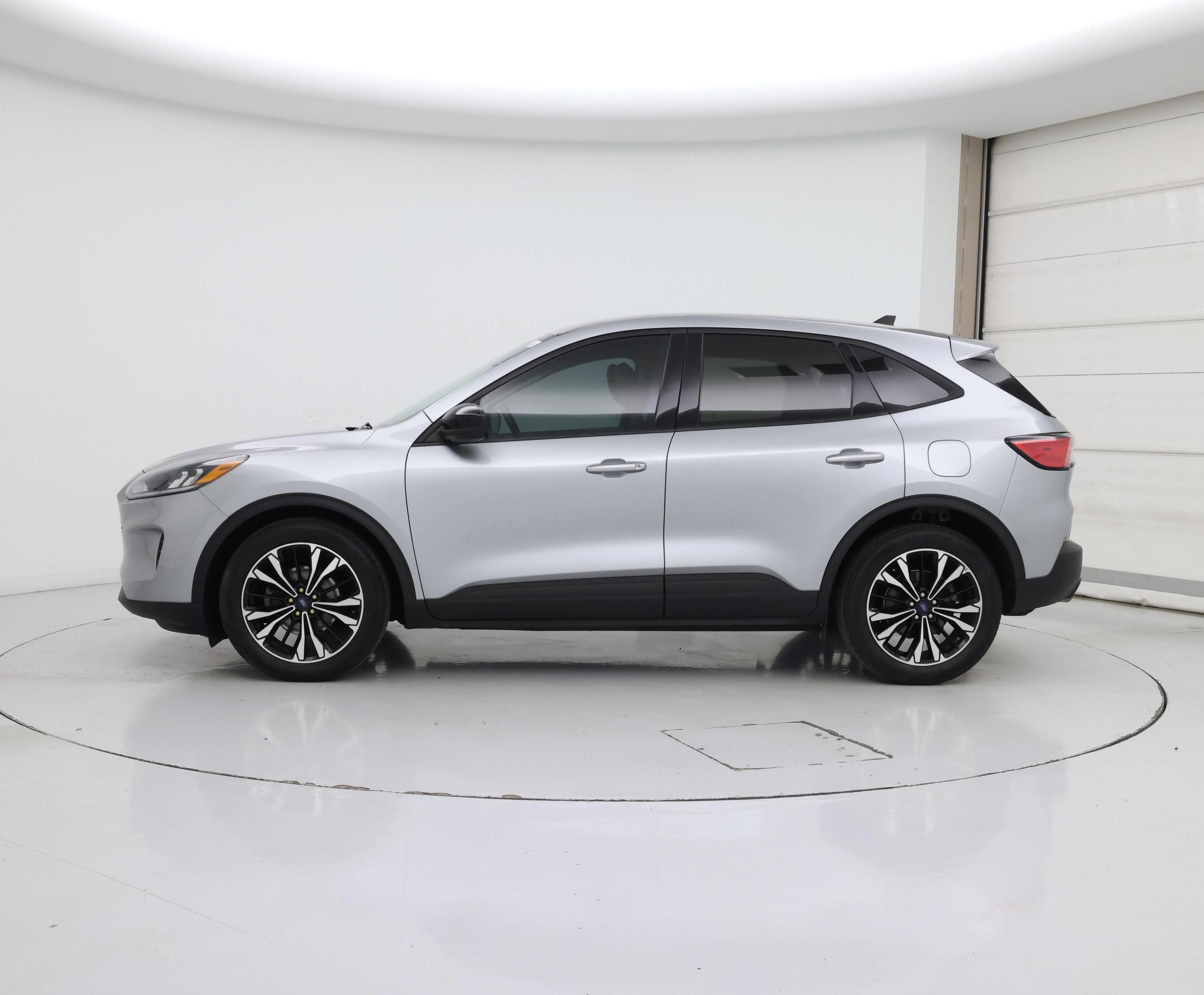 Thumbnail: 2022 Ford Escape - 3