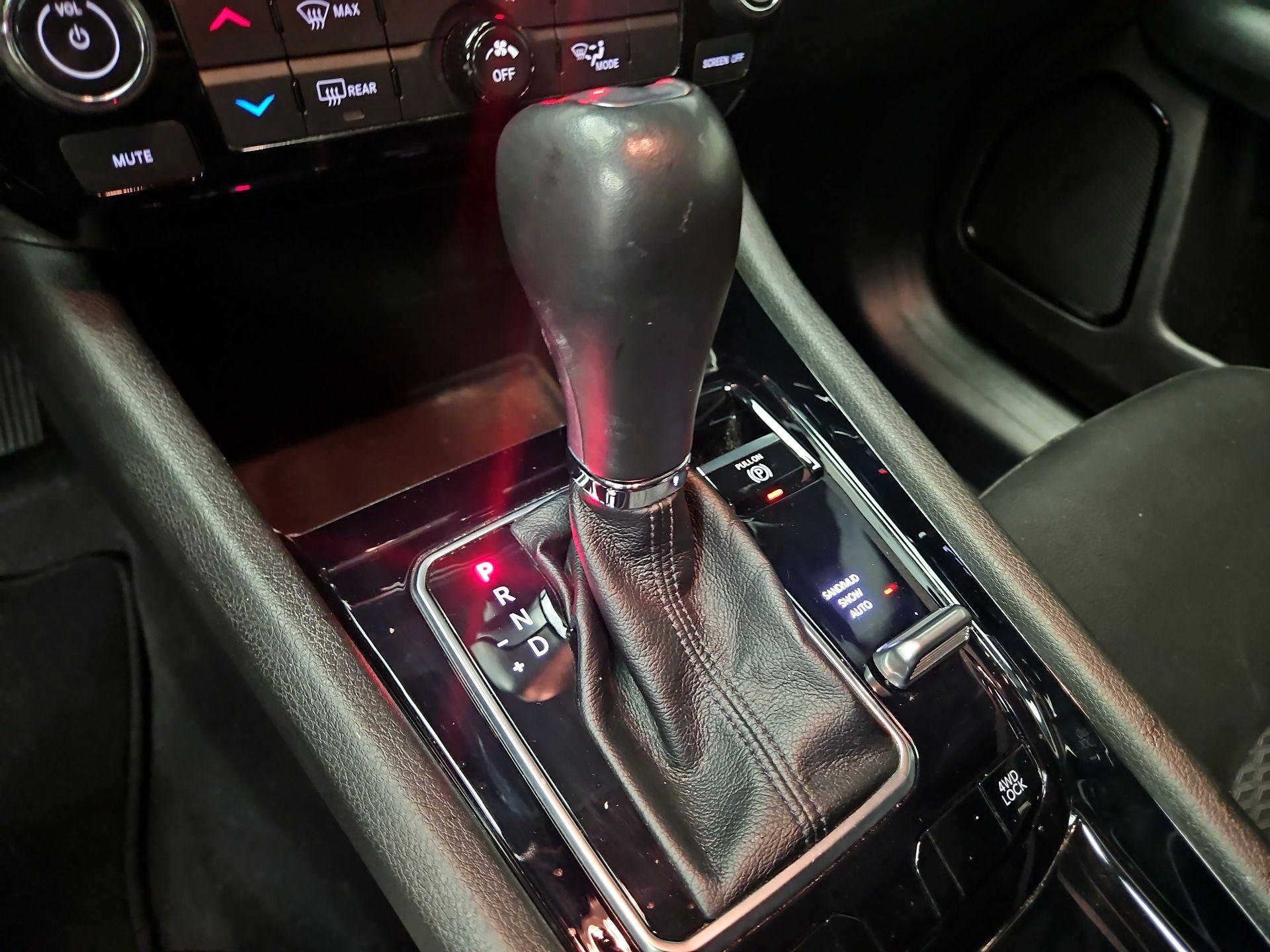 Thumbnail: 2025 Jeep Compass - 17