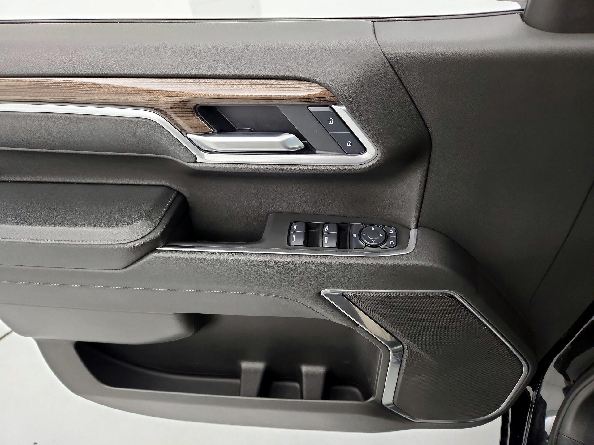 Thumbnail: 2025 Chevrolet Silverado 1500 - 12