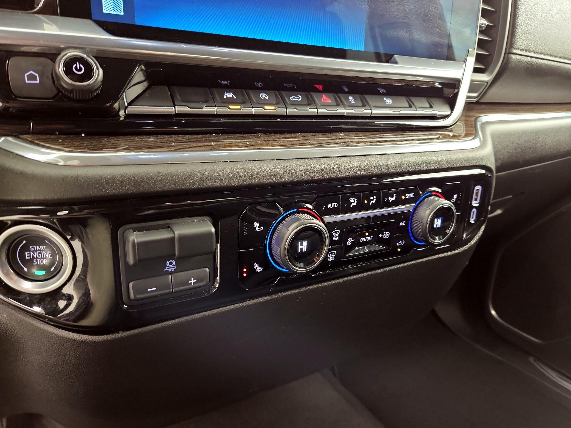 Thumbnail: 2025 Chevrolet Silverado 1500 - 17