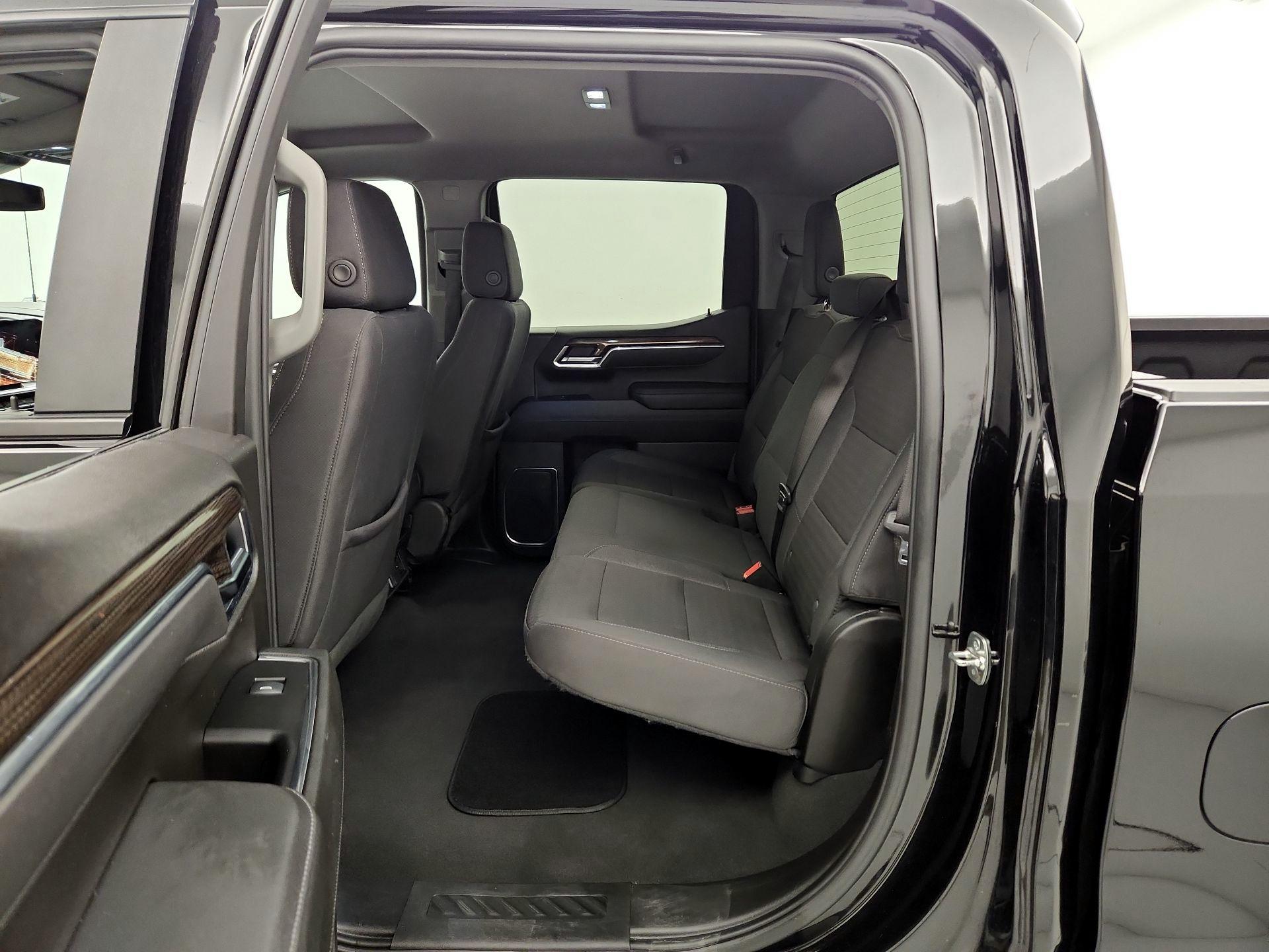 Thumbnail: 2025 Chevrolet Silverado 1500 - 20