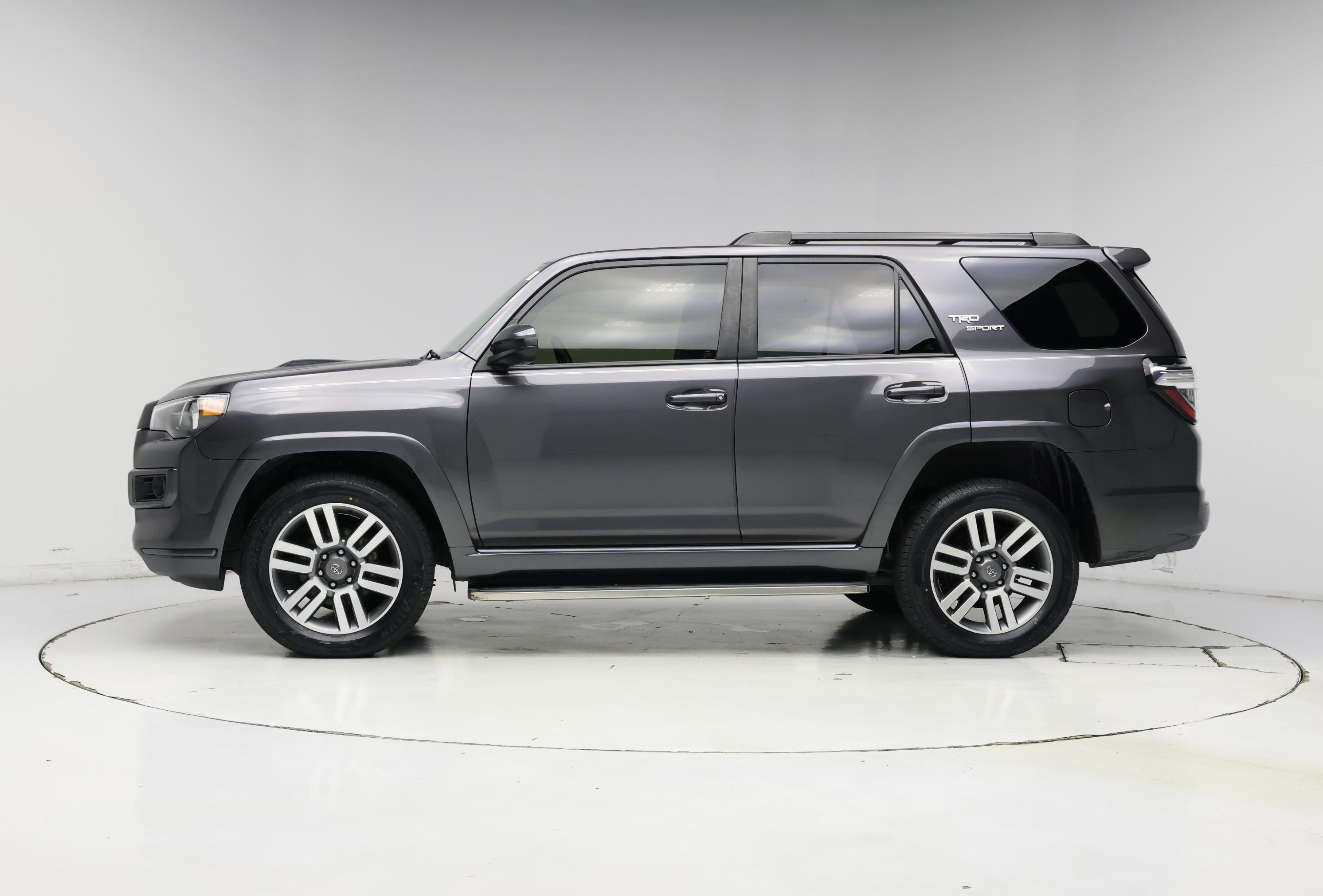 Thumbnail: 2023 Toyota 4Runner - 3