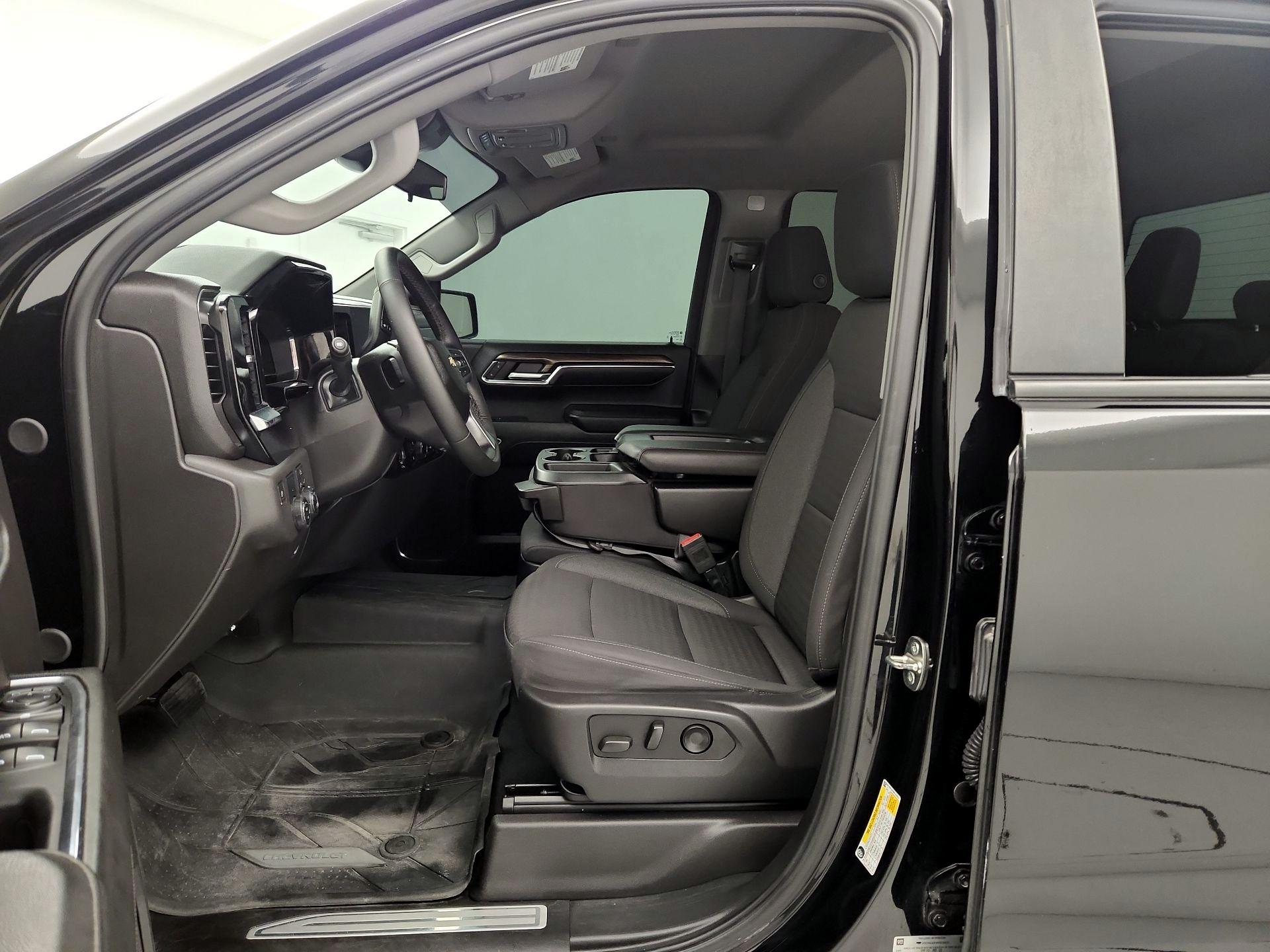 Thumbnail: 2024 Chevrolet Silverado 1500 - 11