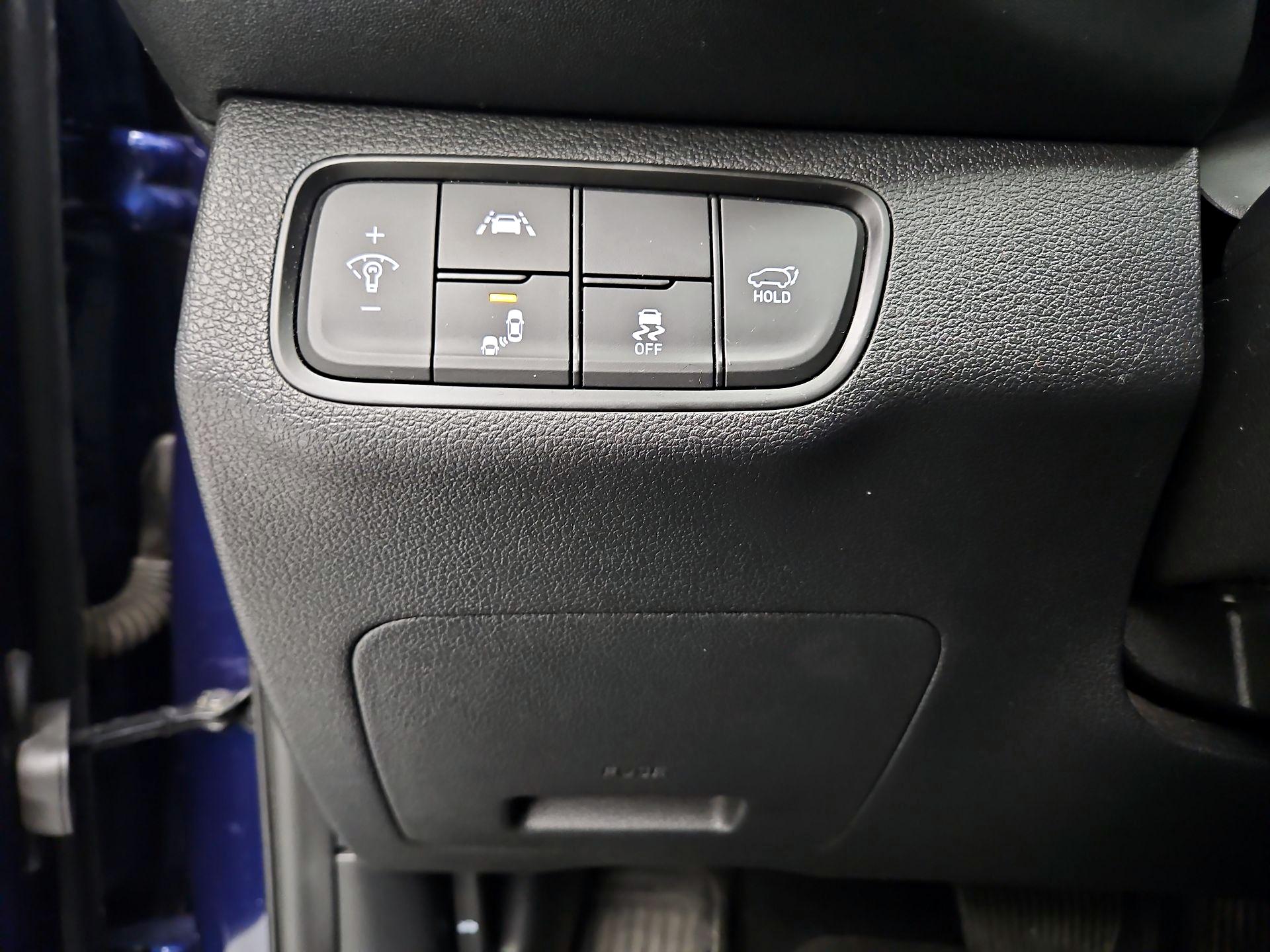 Thumbnail: 2020 Hyundai Santa Fe - 13