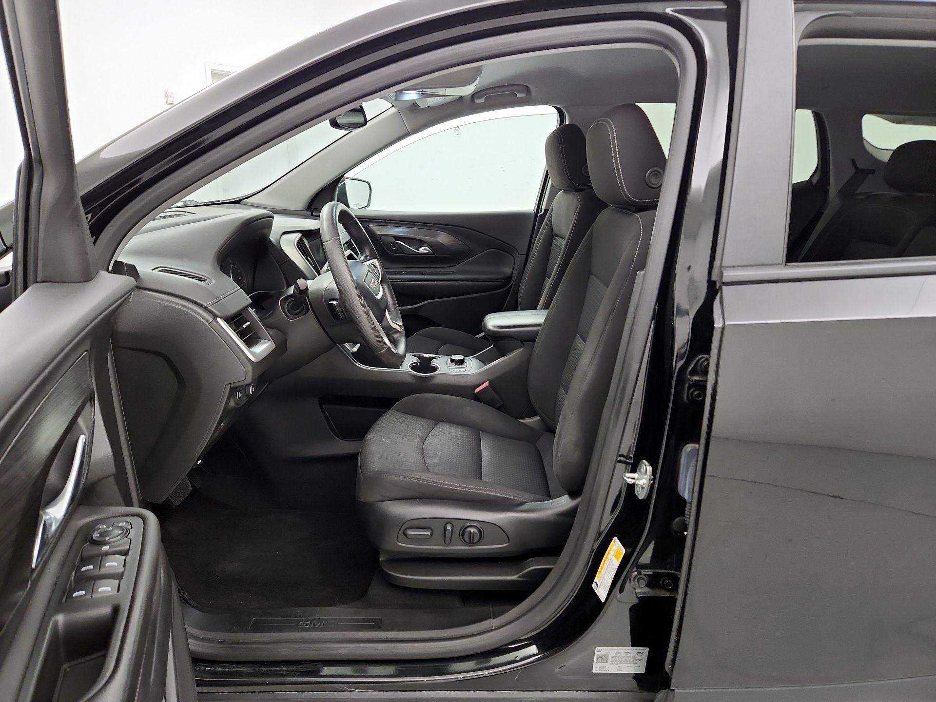 Thumbnail: 2022 GMC Terrain - 11