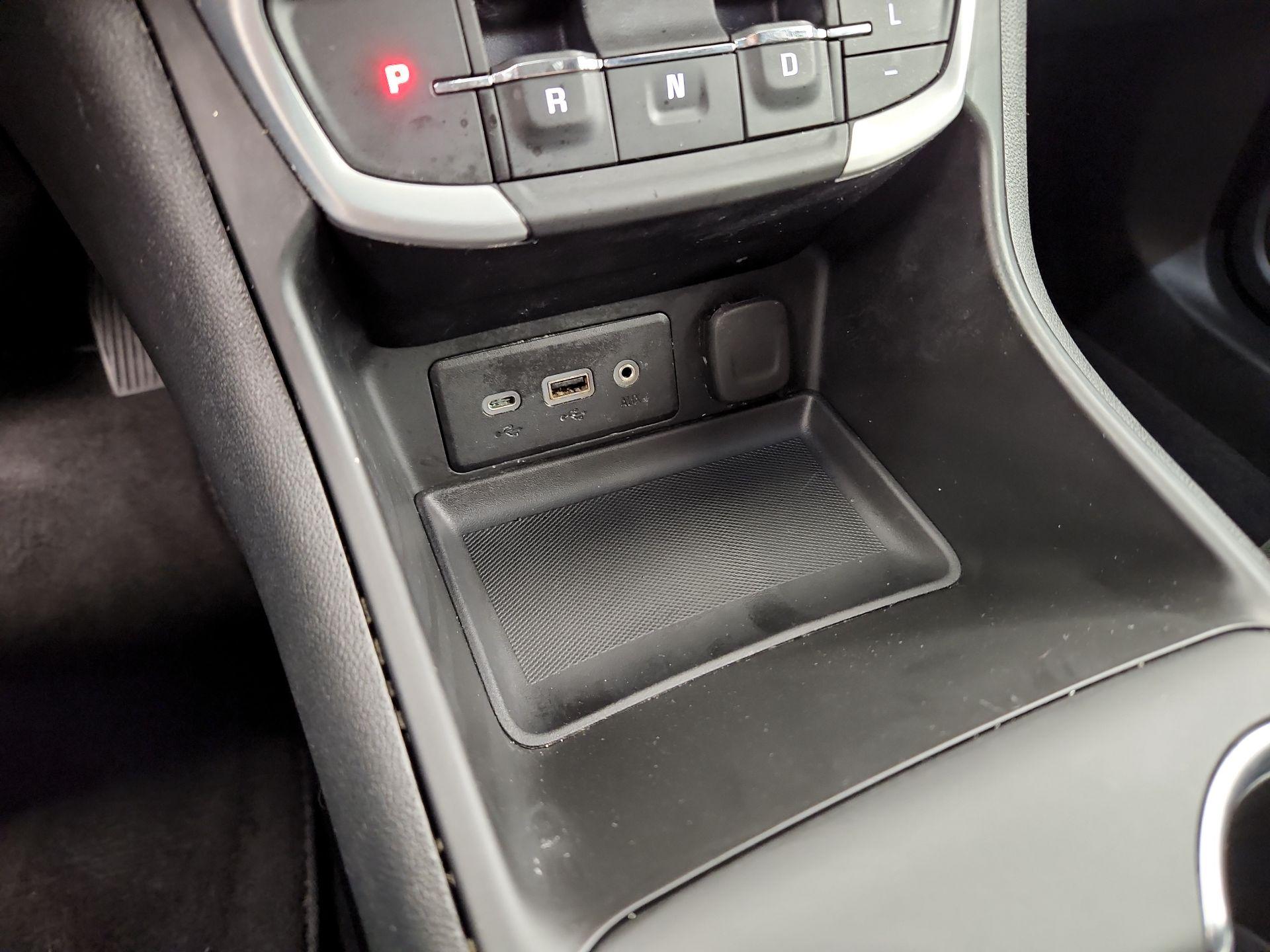 Thumbnail: 2022 GMC Terrain - 18