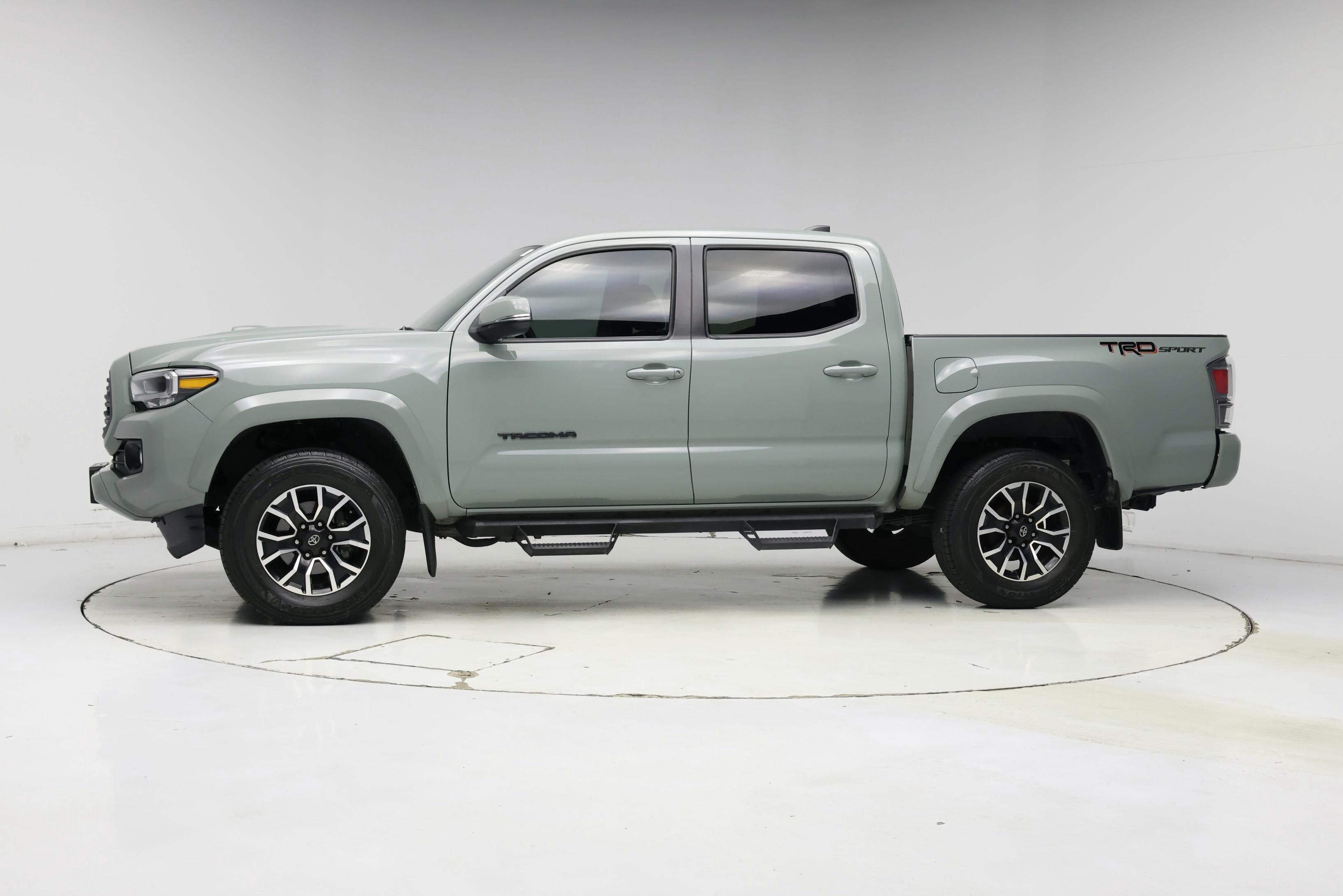 Thumbnail: 2023 Toyota Tacoma - 3
