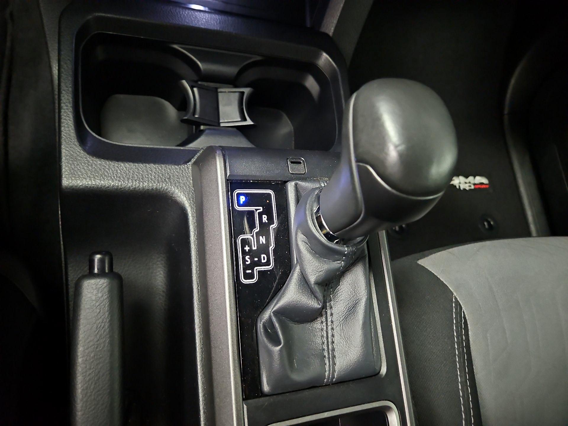 Thumbnail: 2023 Toyota Tacoma - 17