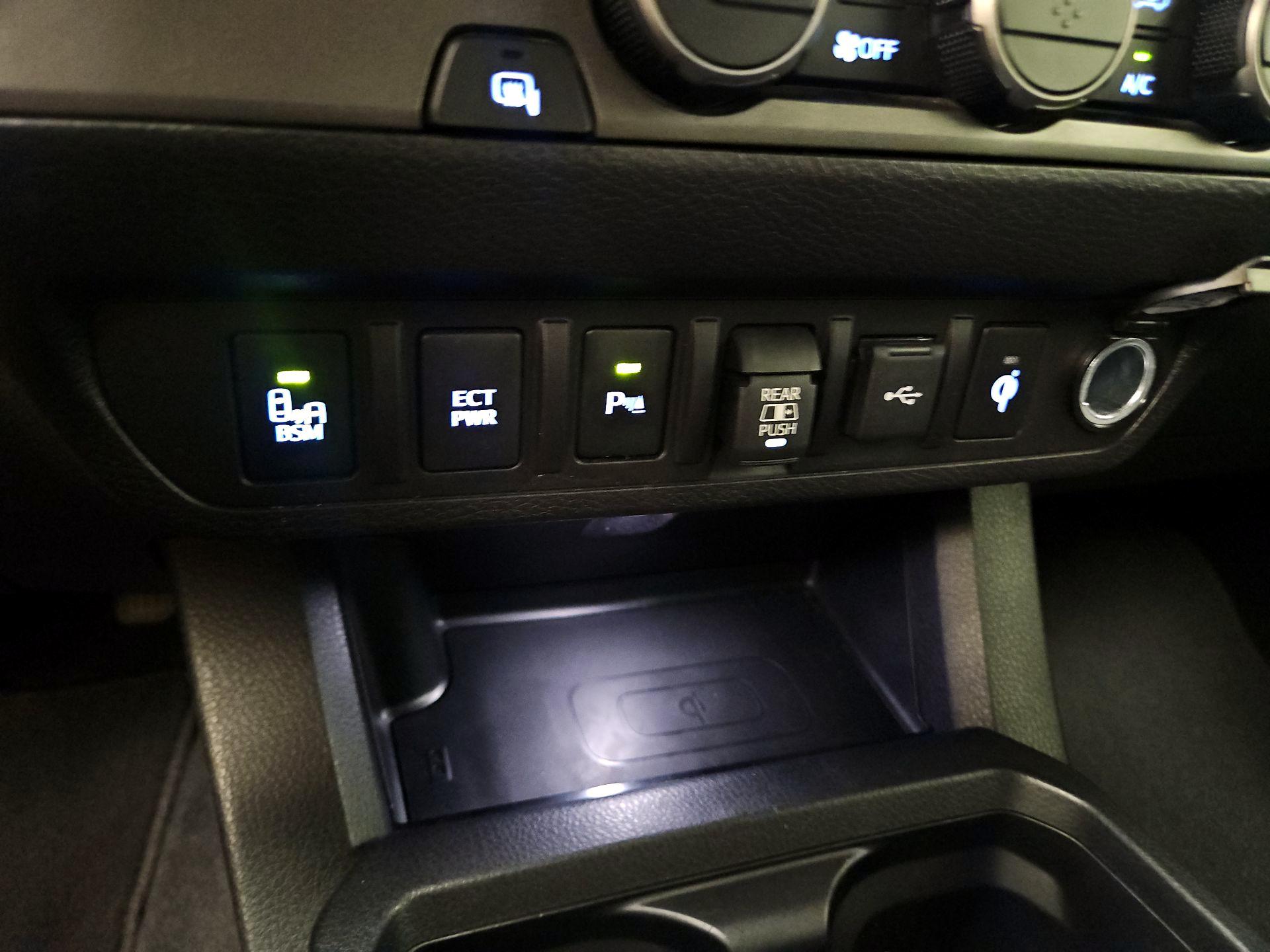 Thumbnail: 2023 Toyota Tacoma - 18