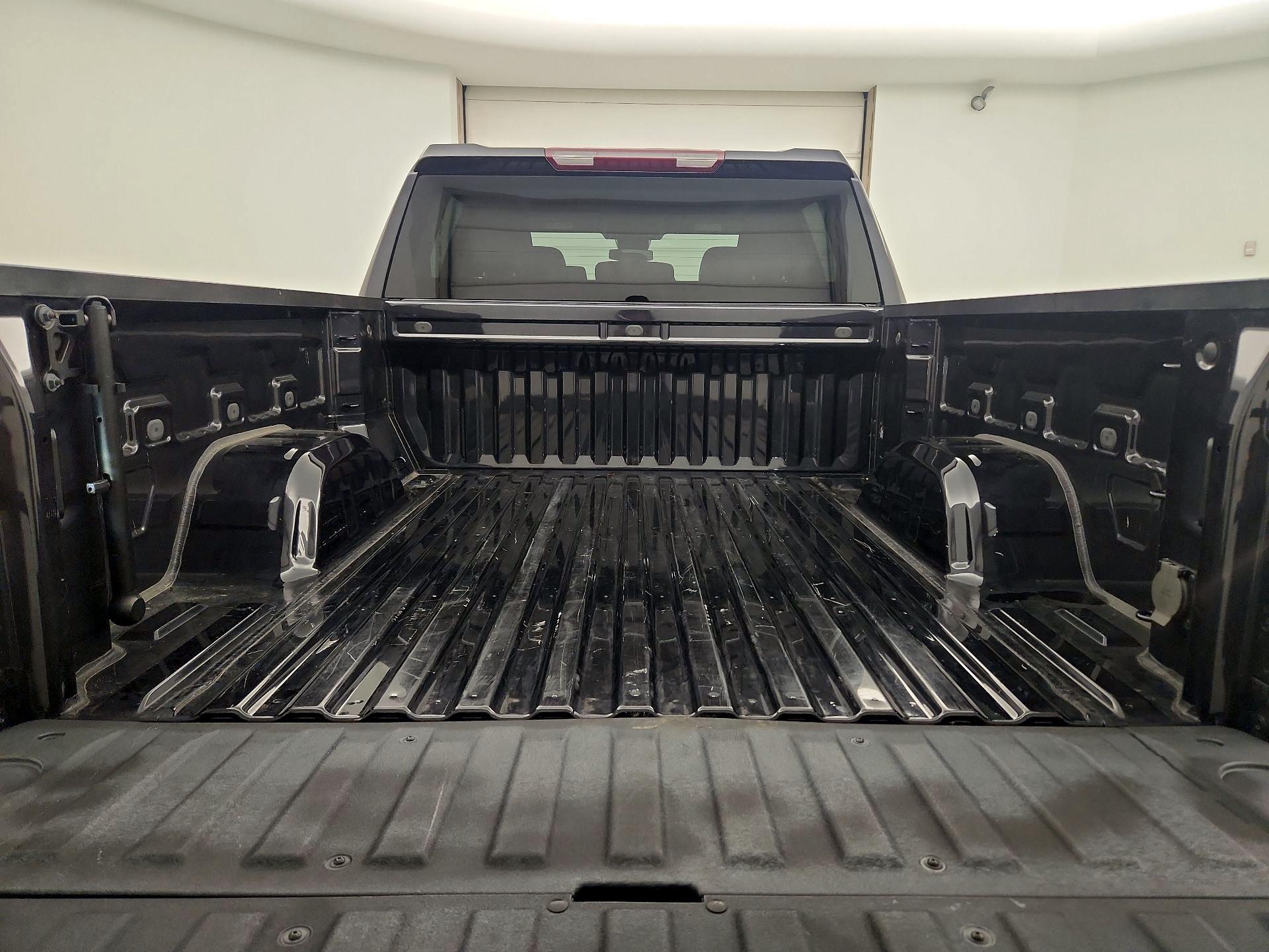 Thumbnail: 2023 Chevrolet Silverado 1500 - 20