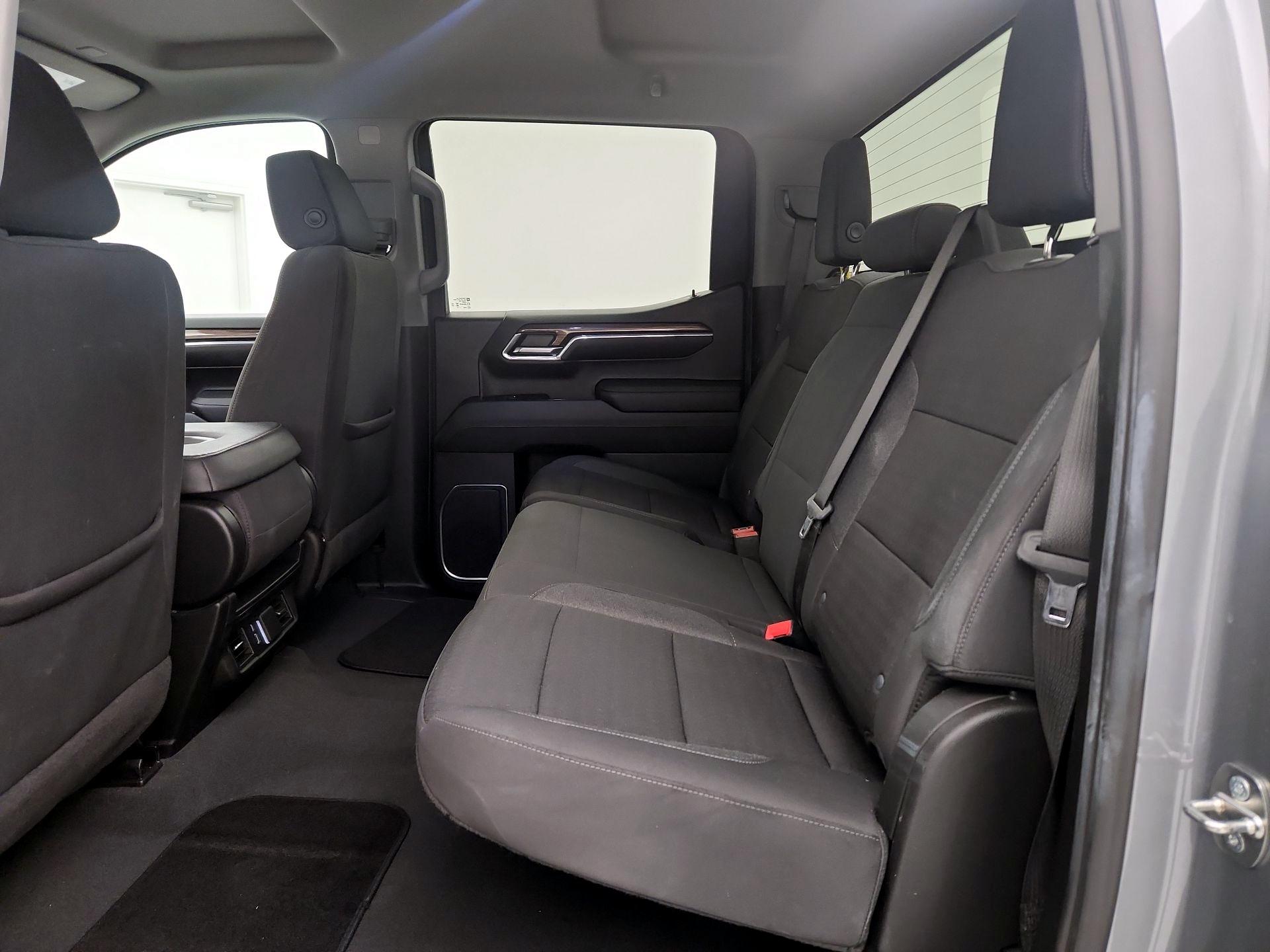 Thumbnail: 2024 Chevrolet Silverado 1500 - 20