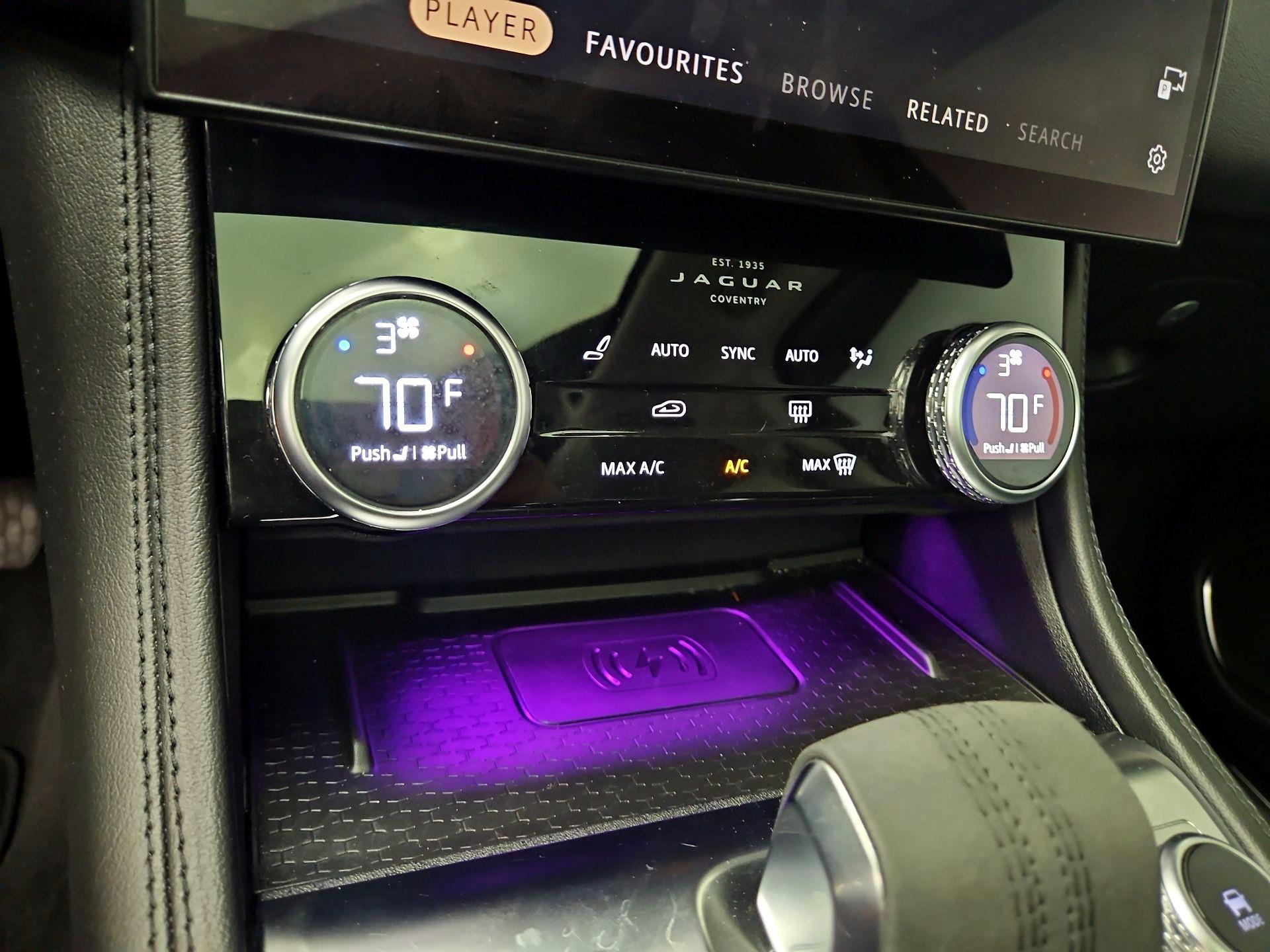 Thumbnail: 2022 Jaguar F-Pace - 17