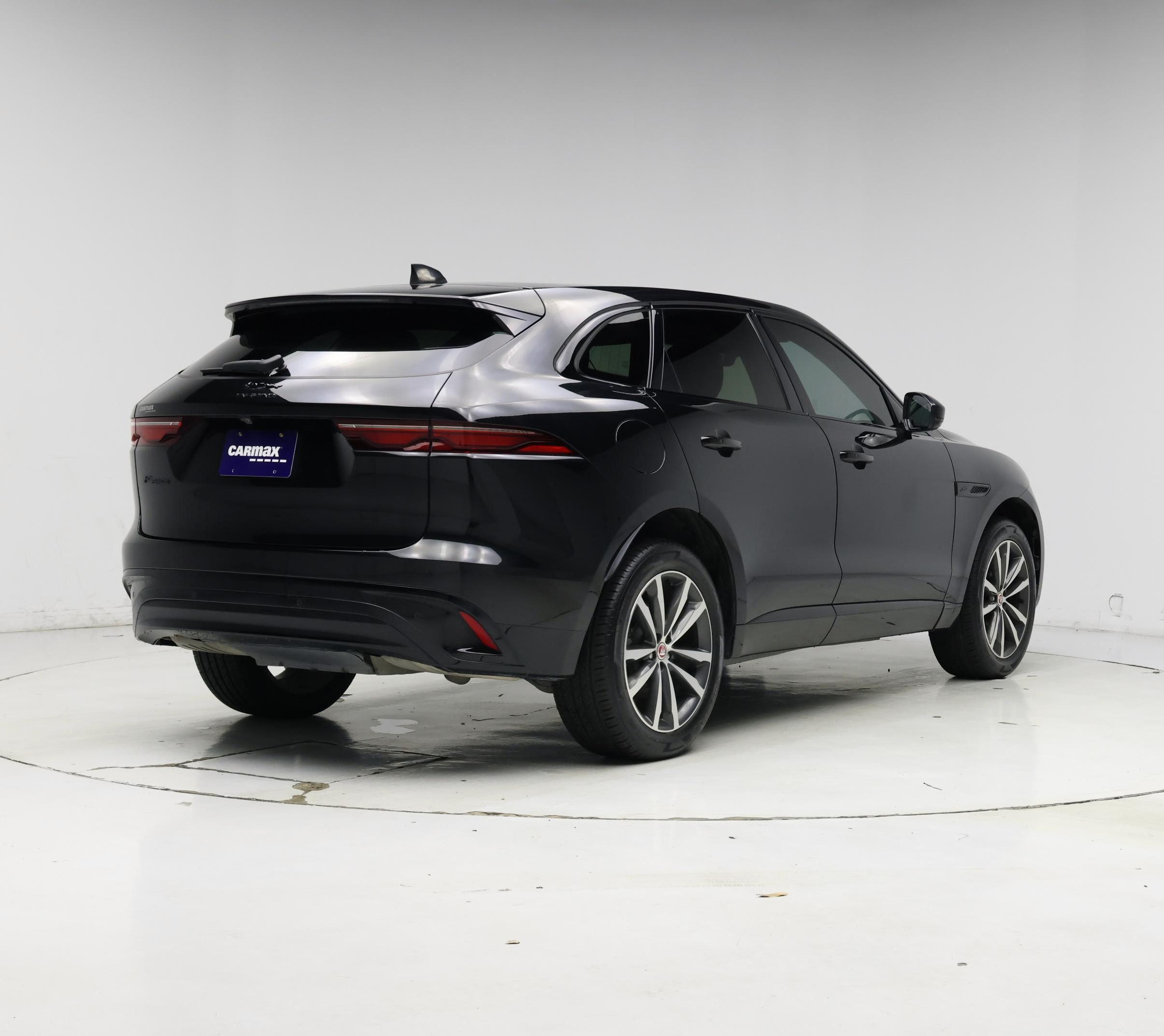 Thumbnail: 2022 Jaguar F-Pace - 8