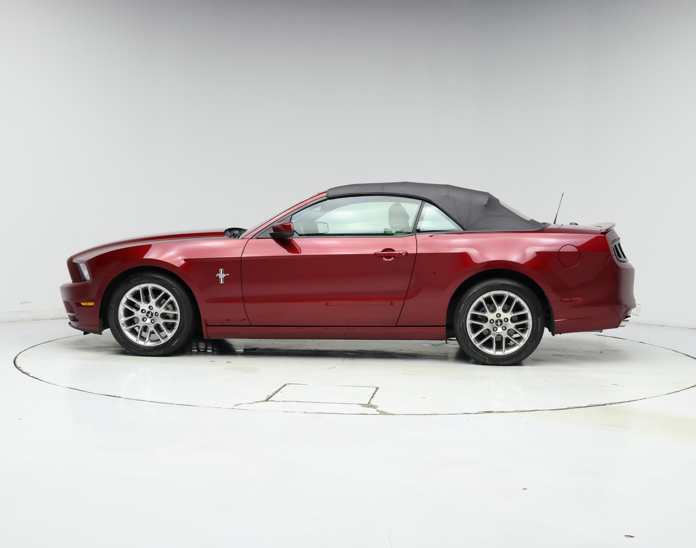 Thumbnail: 2014 Ford Mustang - 3