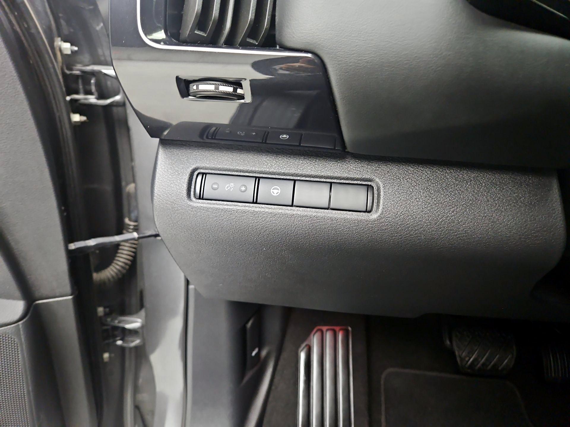 Thumbnail: 2024 Nissan Pathfinder - 13