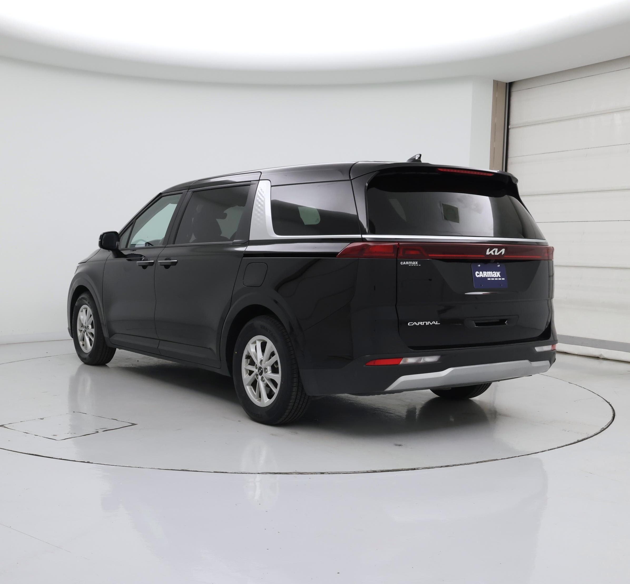 Thumbnail: 2024 Kia Carnival - 2