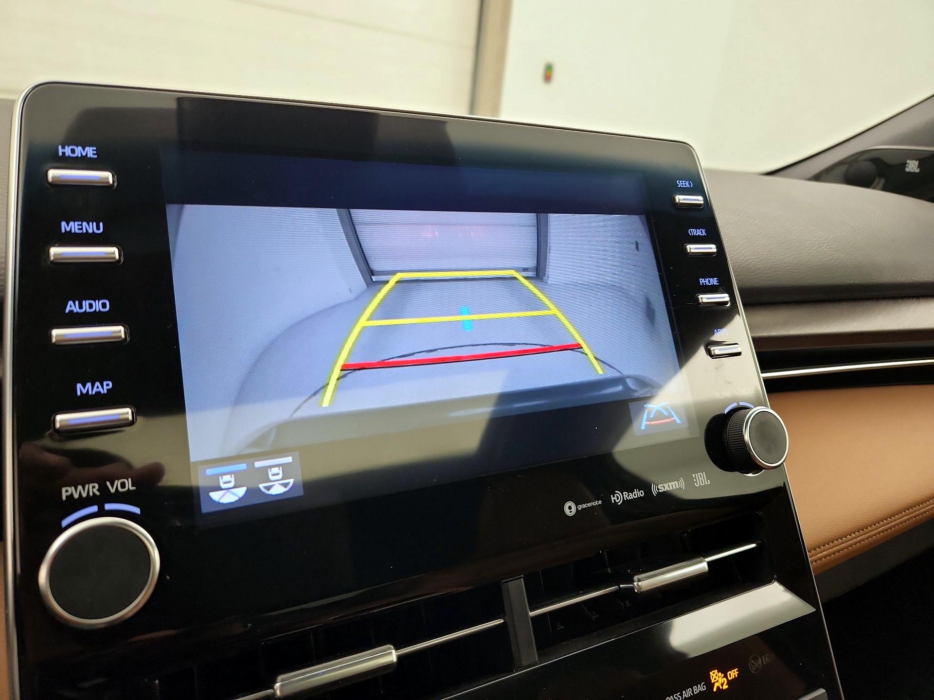 Thumbnail: 2022 Toyota Avalon - 15