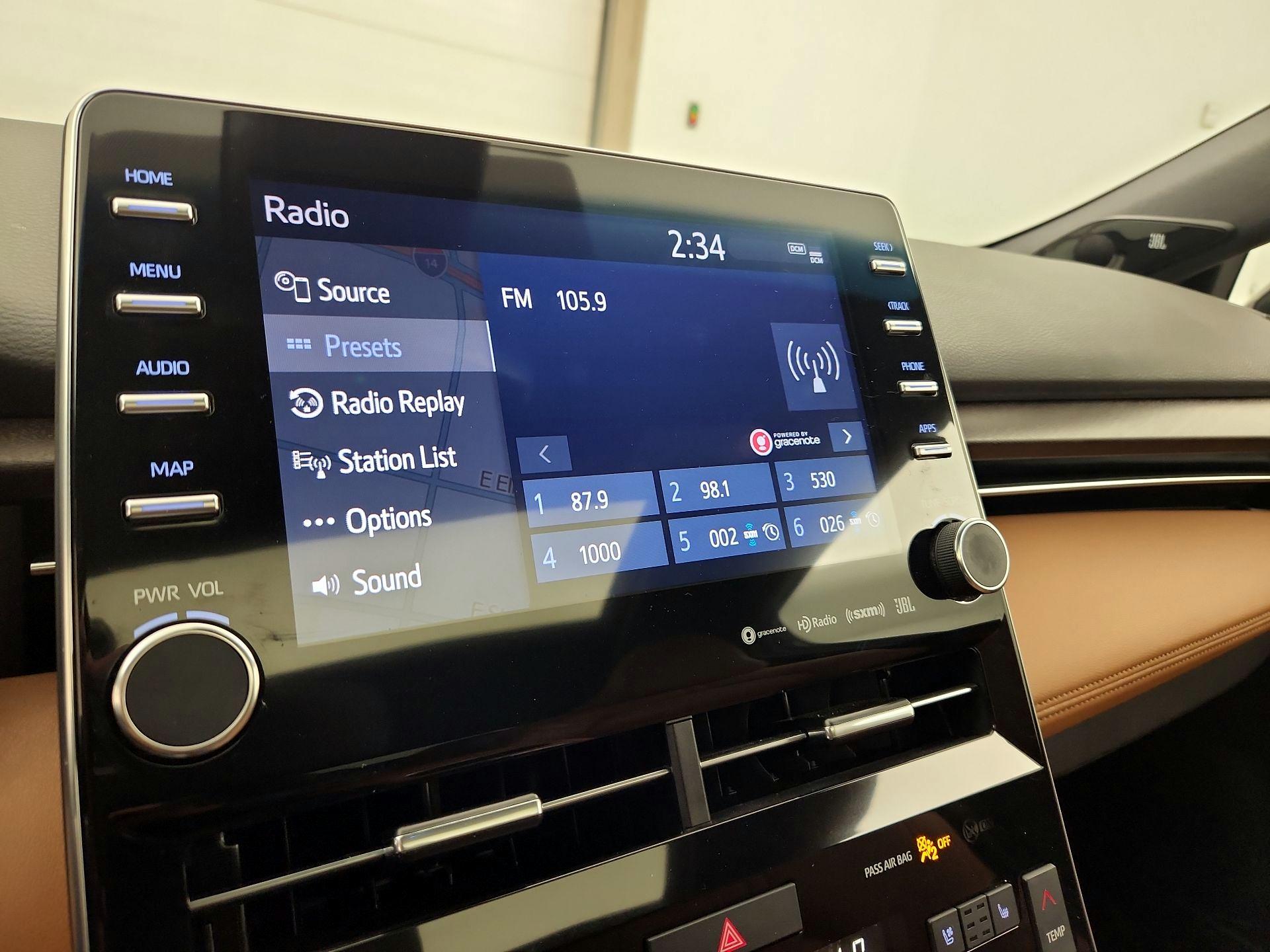 Thumbnail: 2022 Toyota Avalon - 16