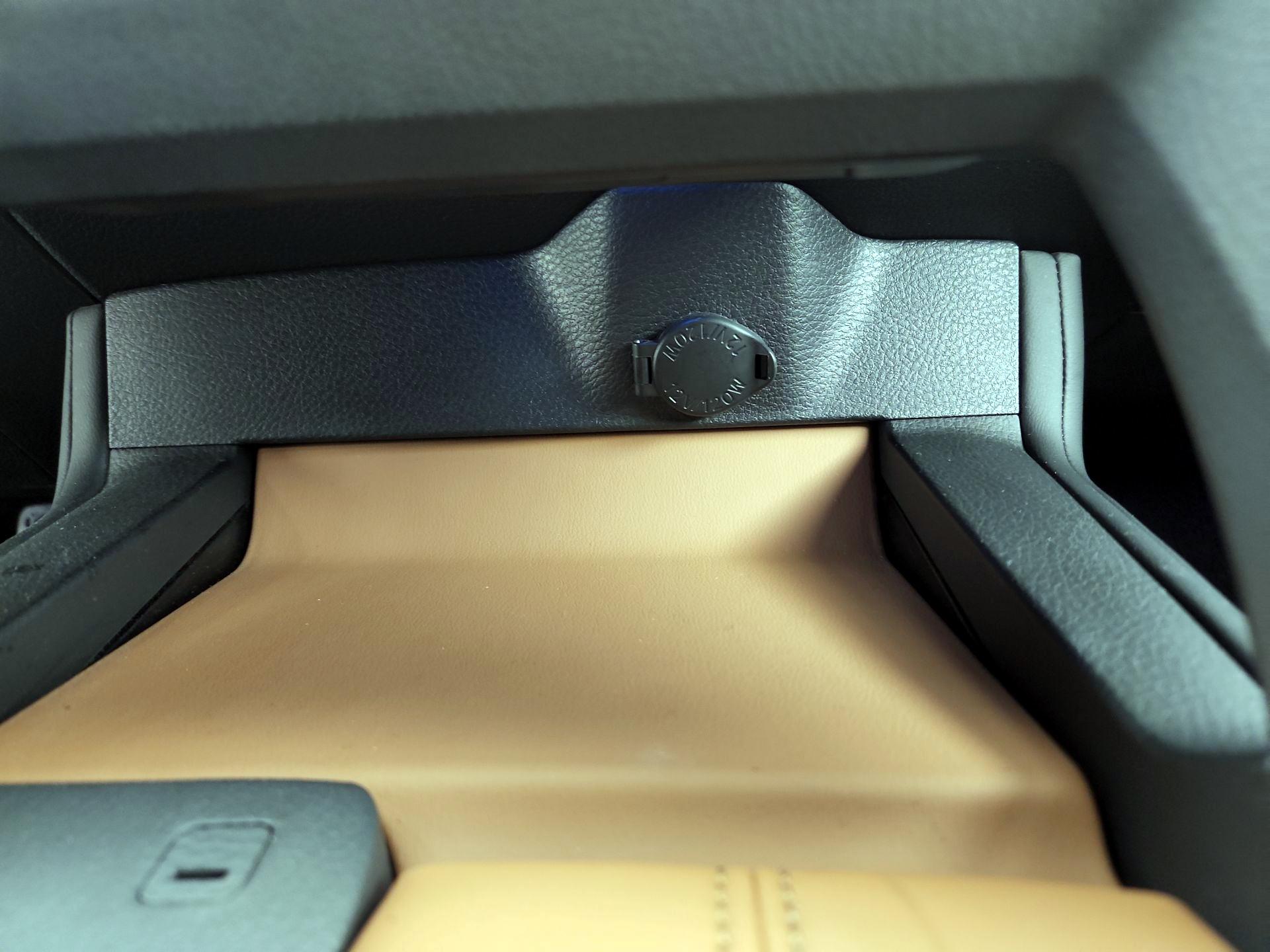 Thumbnail: 2022 Toyota Avalon - 19