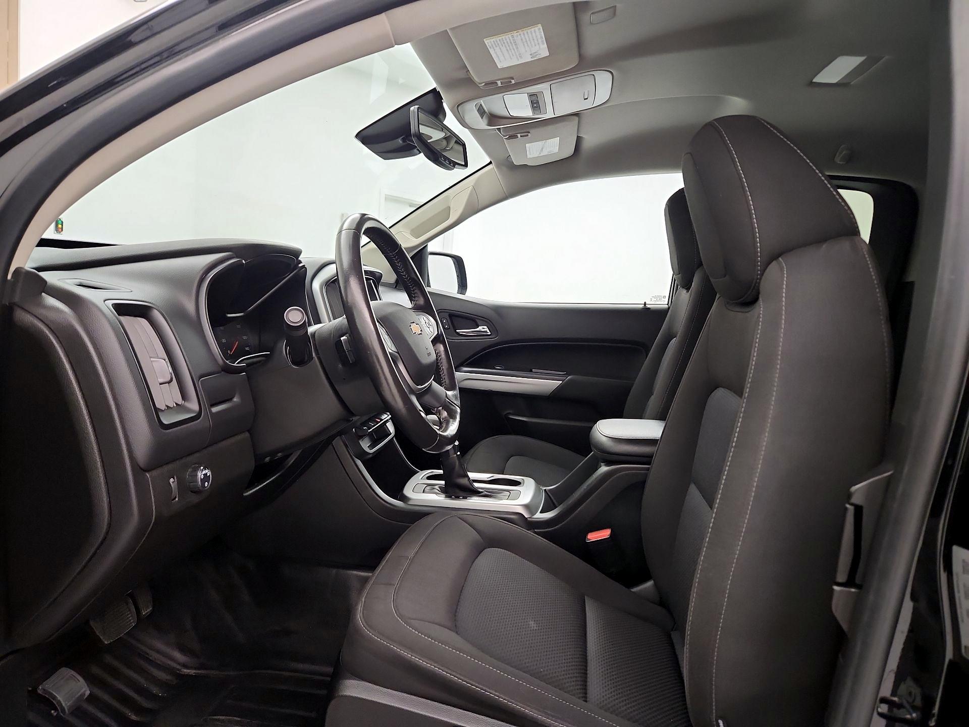 Thumbnail: 2022 Chevrolet Colorado - 11