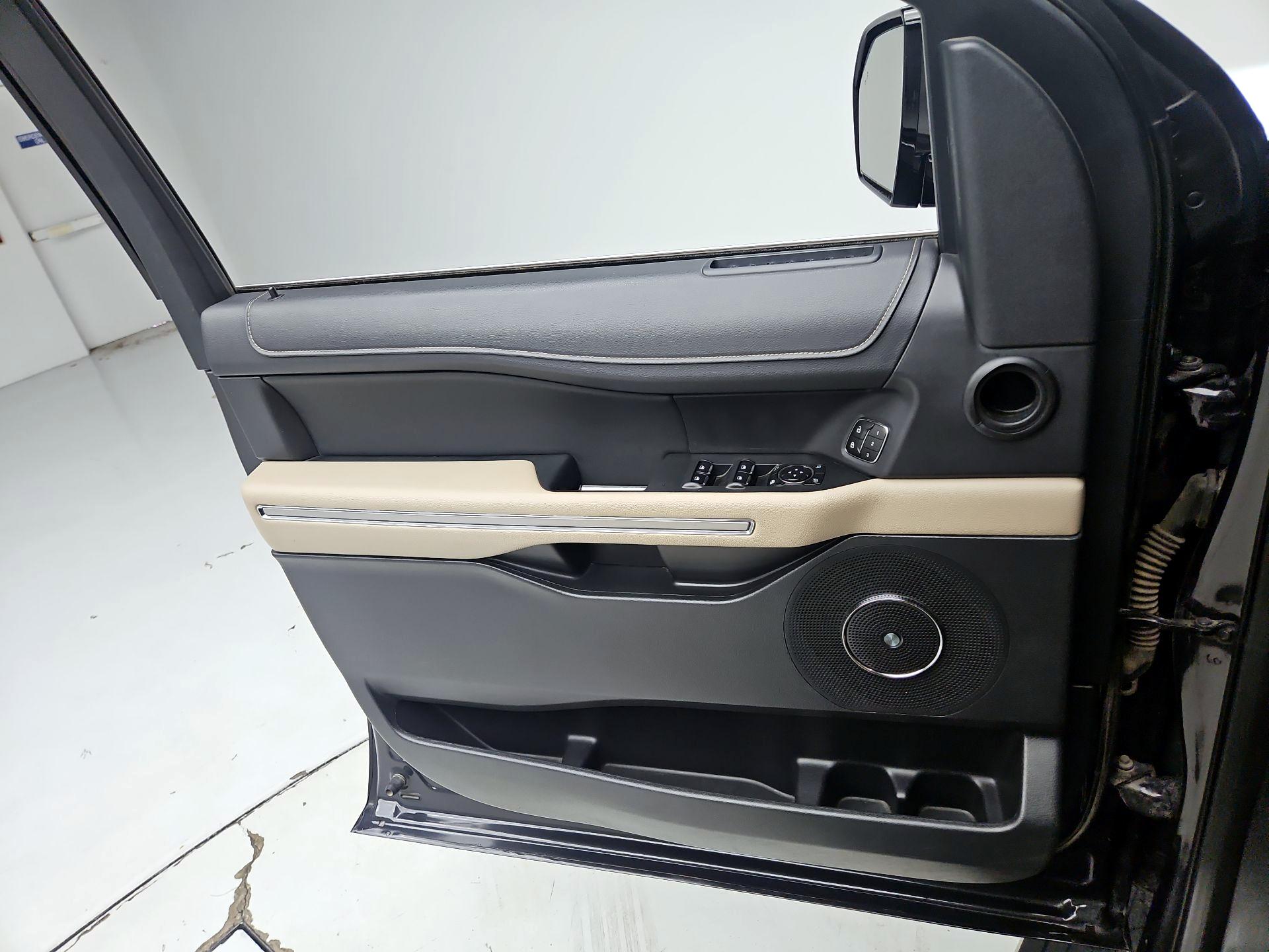 Thumbnail: 2024 Ford Expedition - 12