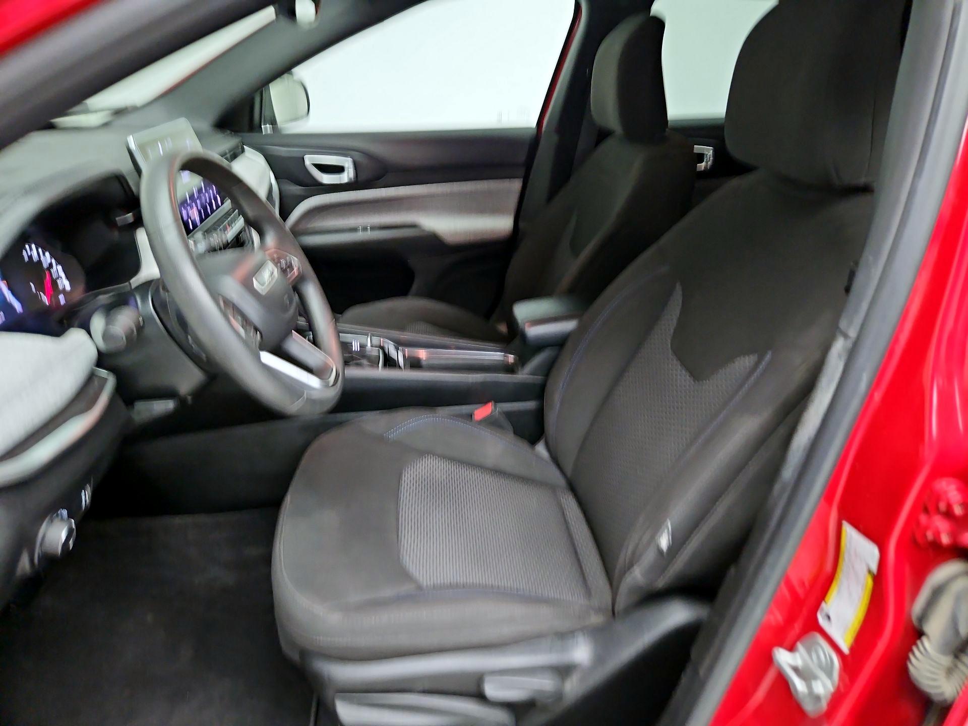 Thumbnail: 2023 Jeep Compass - 11