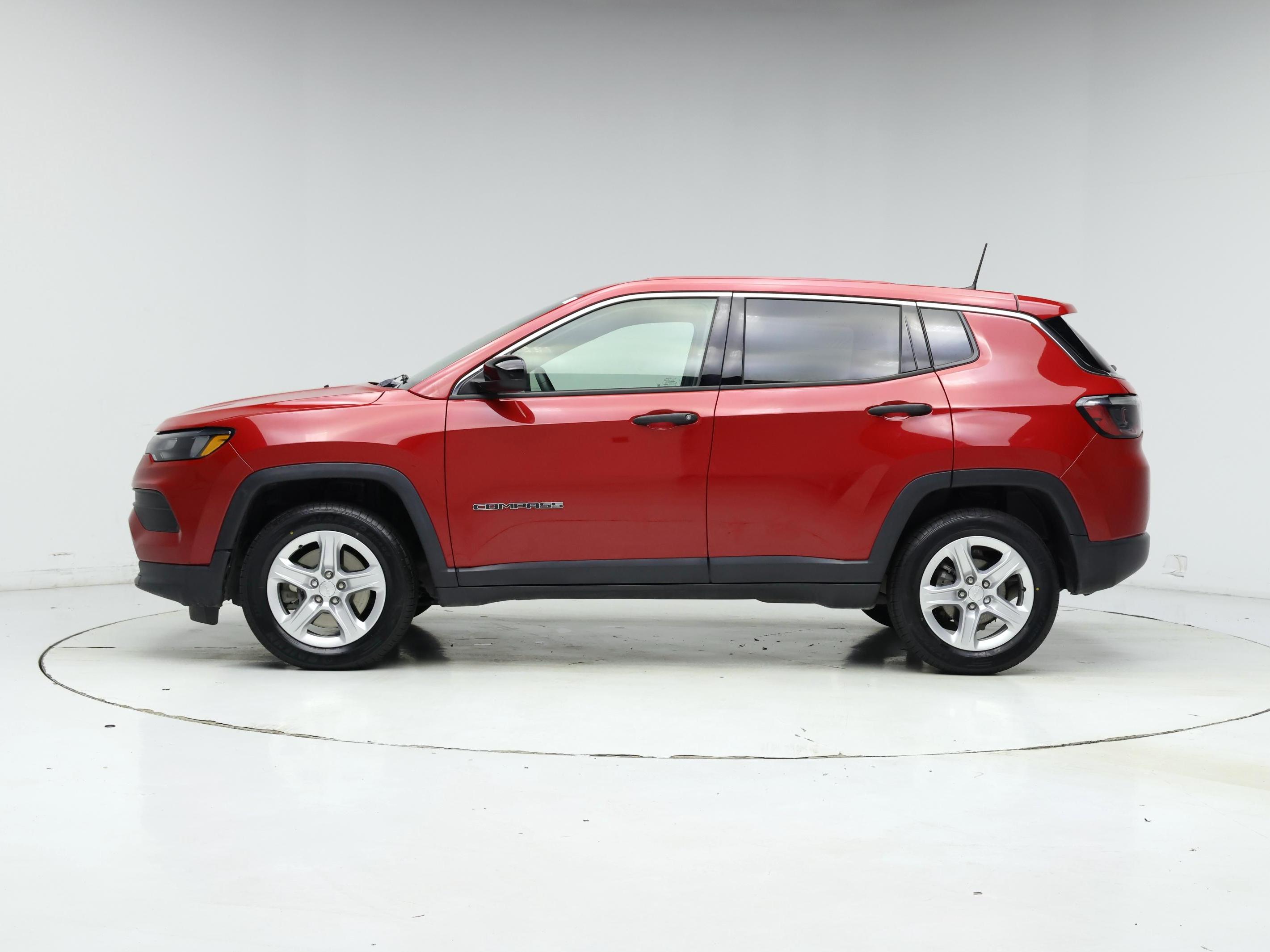 Thumbnail: 2023 Jeep Compass - 3
