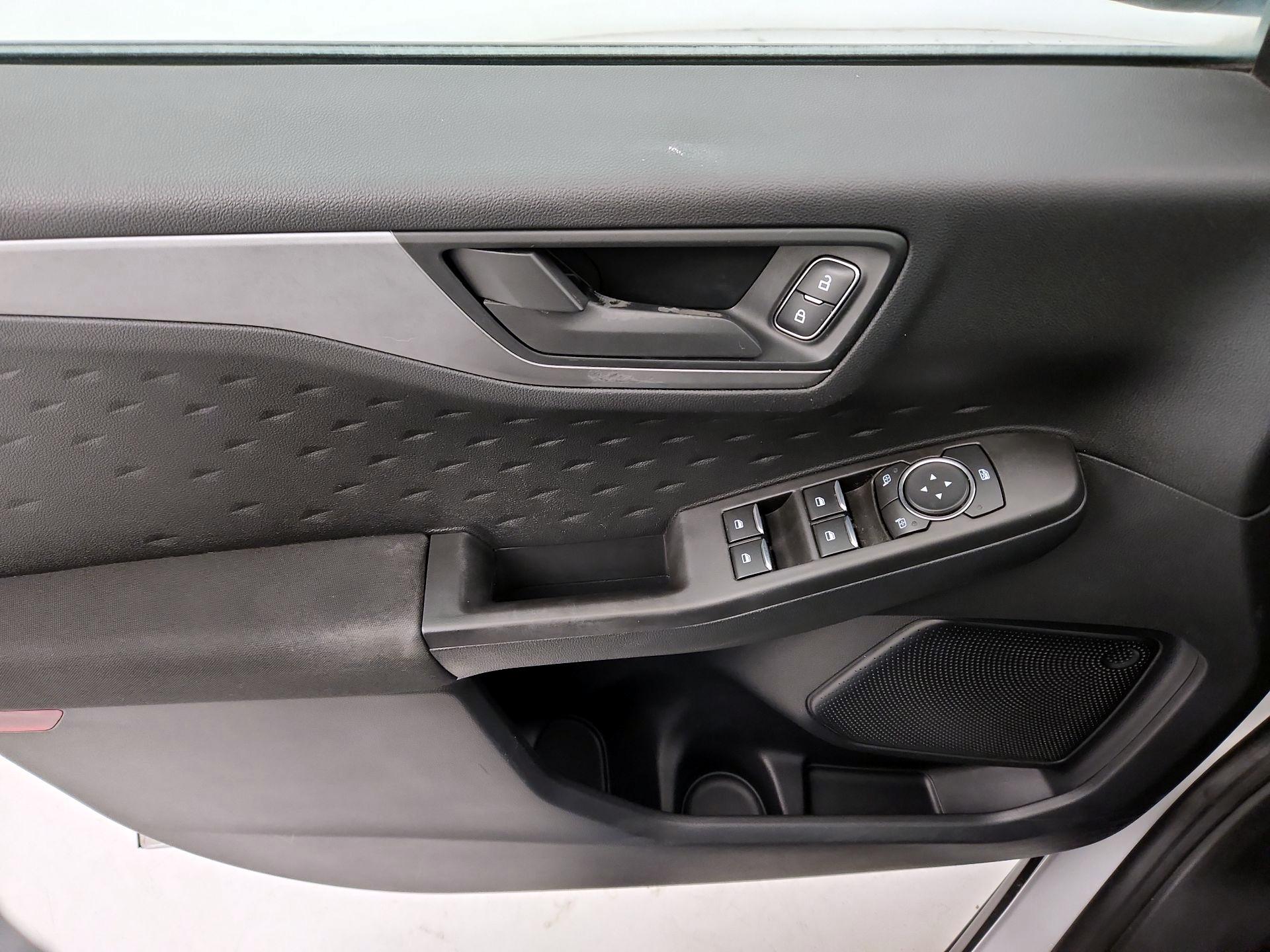 Thumbnail: 2020 Ford Escape - 12