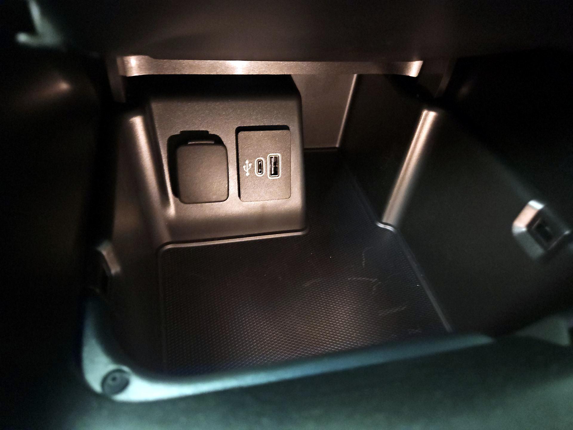 Thumbnail: 2025 Ford Explorer - 19