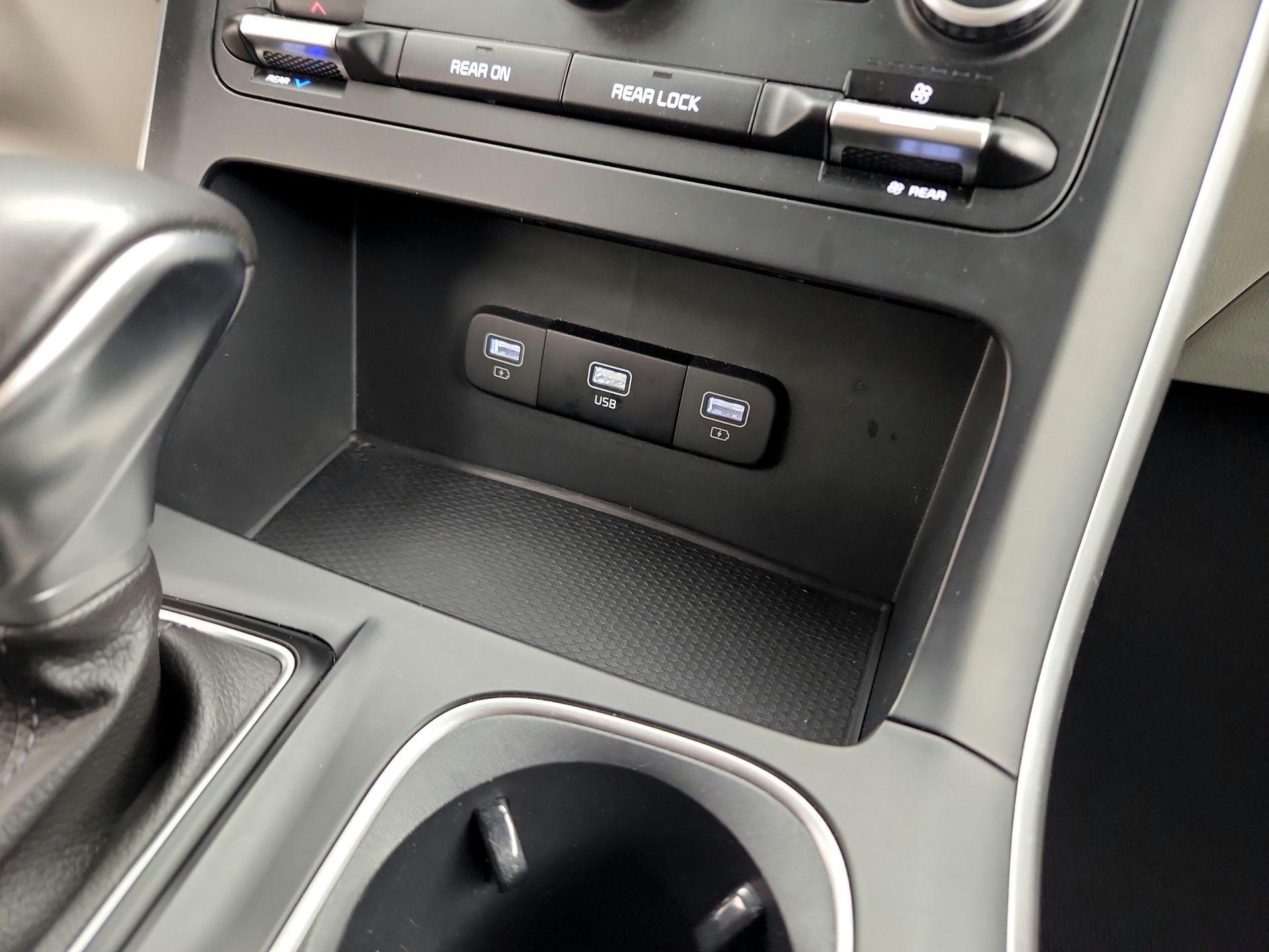 Thumbnail: 2024 Kia Carnival - 18