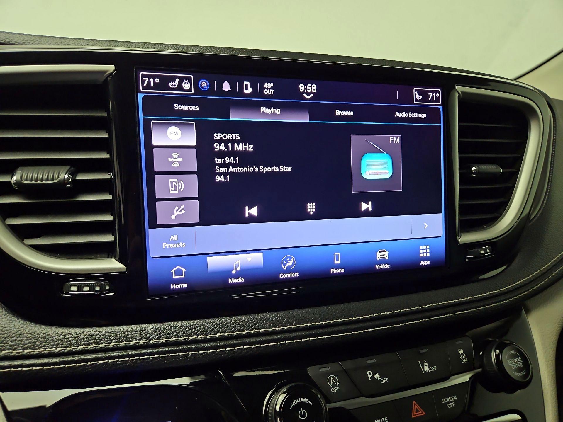 Thumbnail: 2024 Chrysler Pacifica - 15