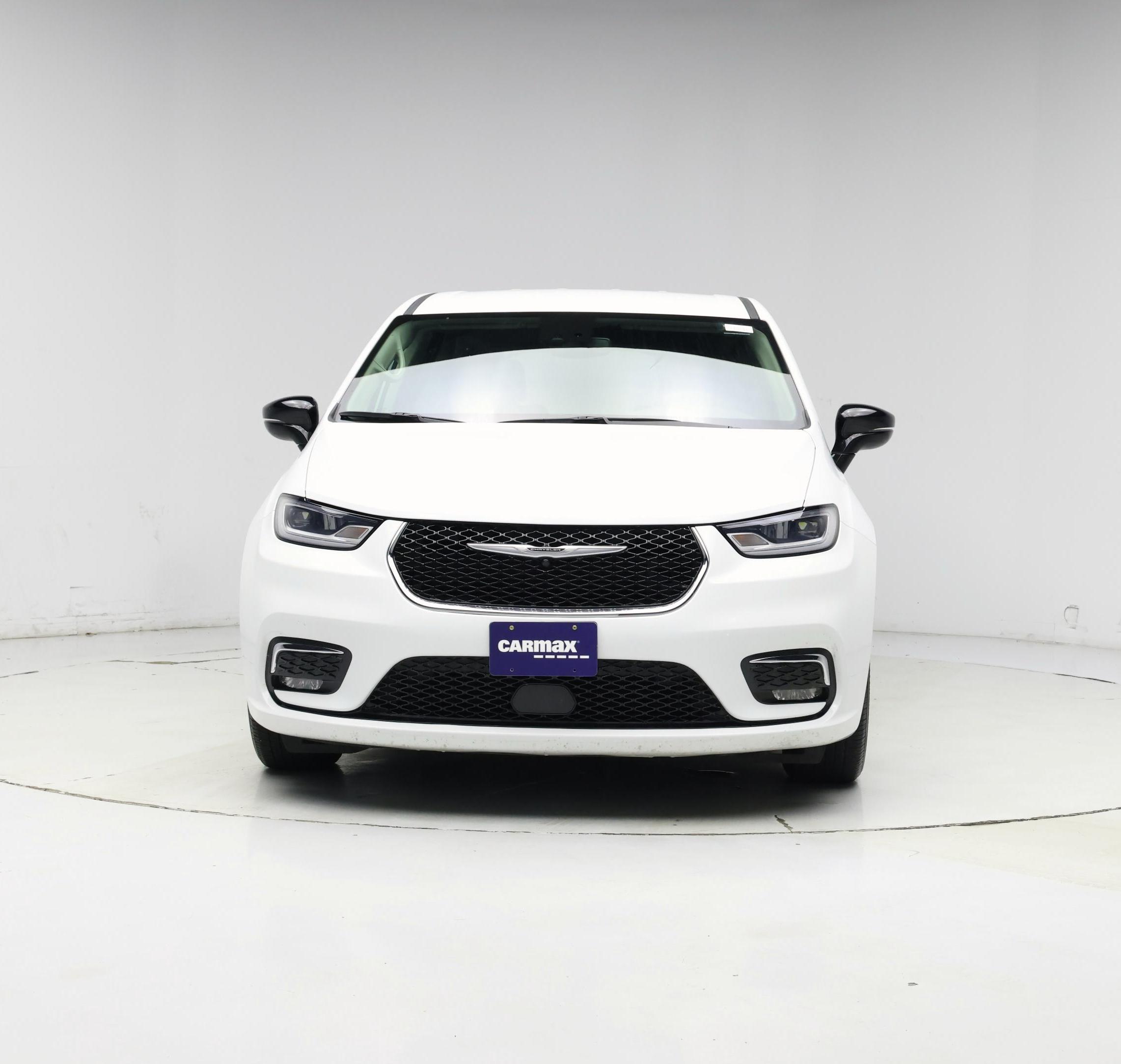 Thumbnail: 2024 Chrysler Pacifica - 5