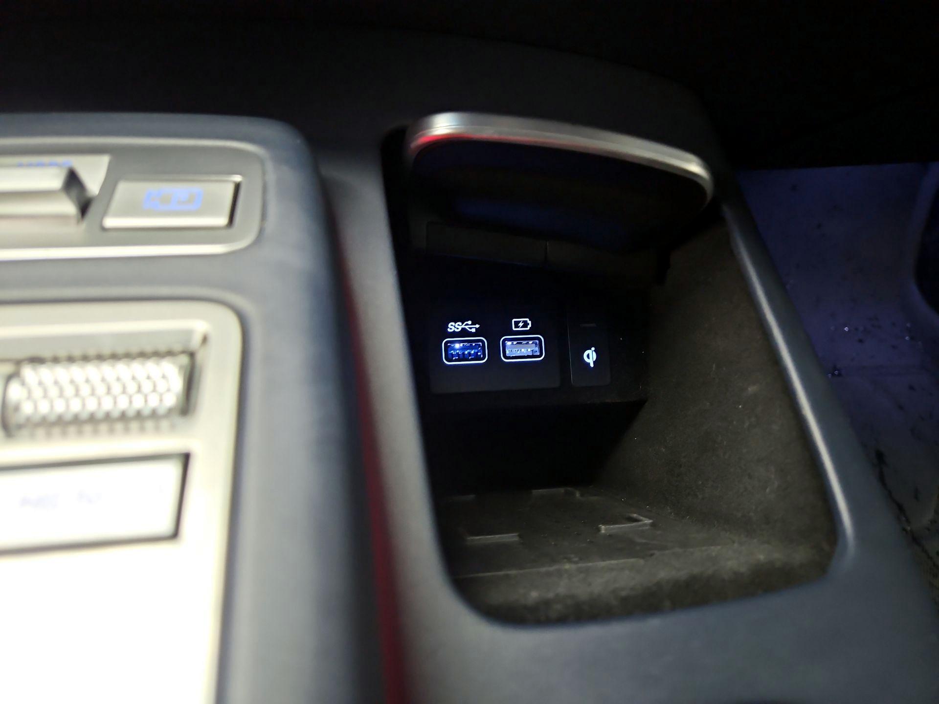 Thumbnail: 2023 Genesis GV70 - 19