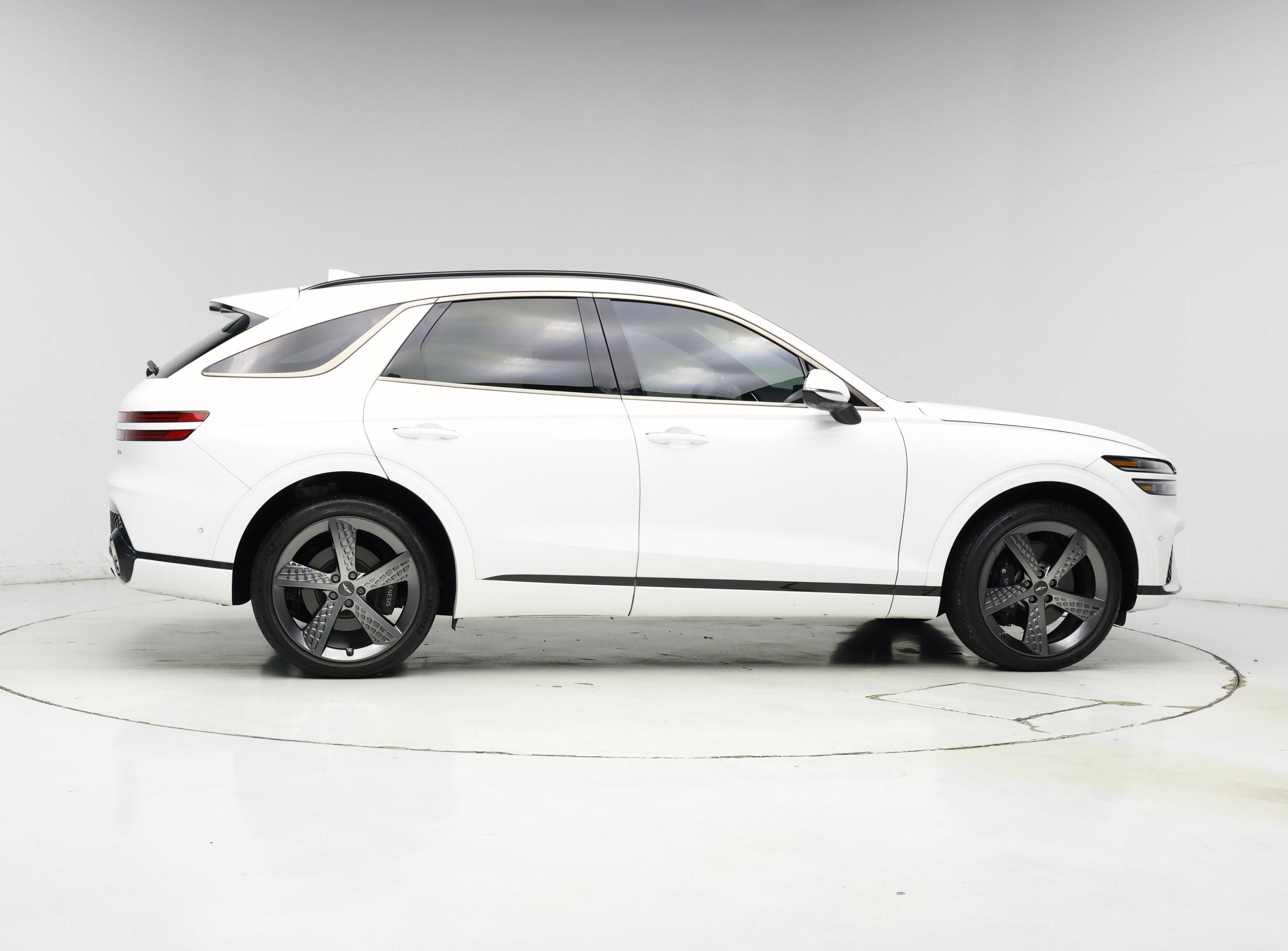 Thumbnail: 2023 Genesis GV70 - 7